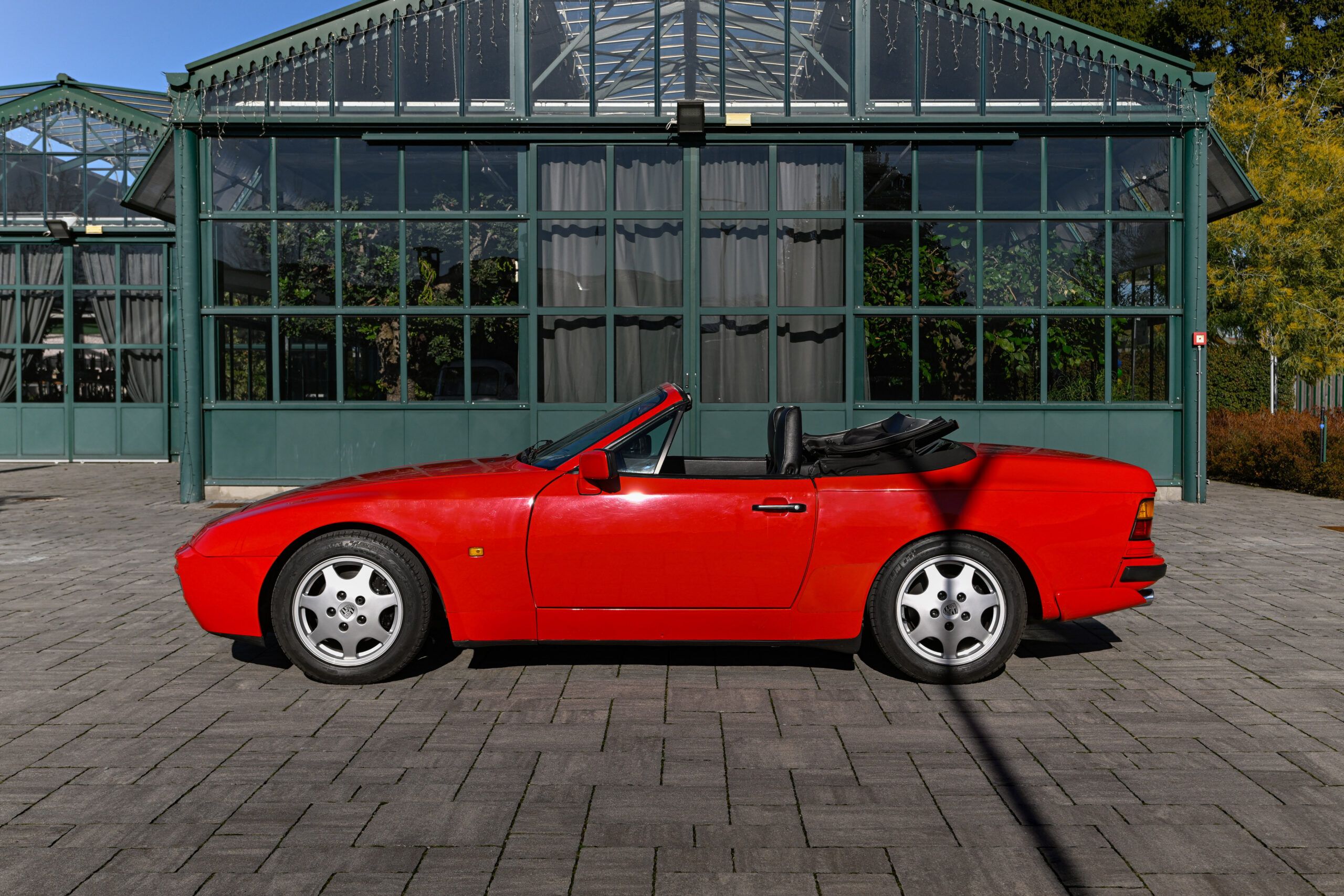 Porsche 944 S2 Cabrio 3