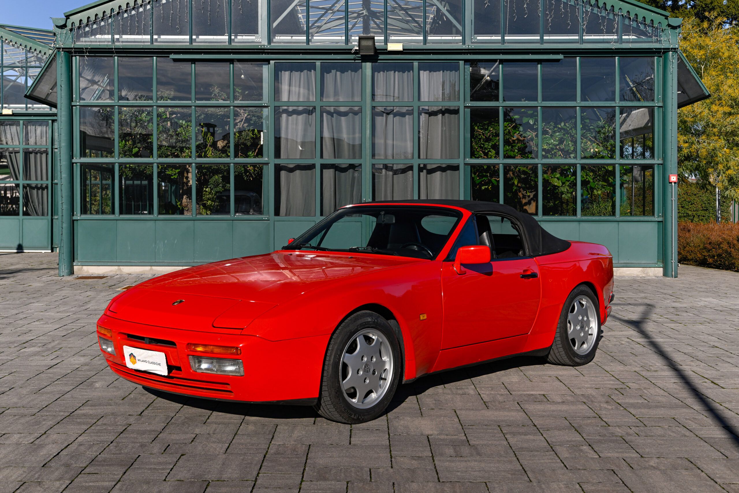 Porsche 944 S2 Cabrio 10