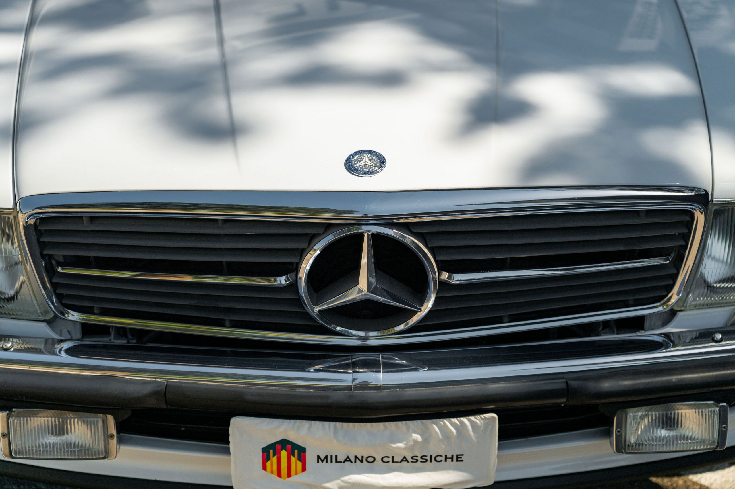 Mercedes-Benz 500 SL R107 12