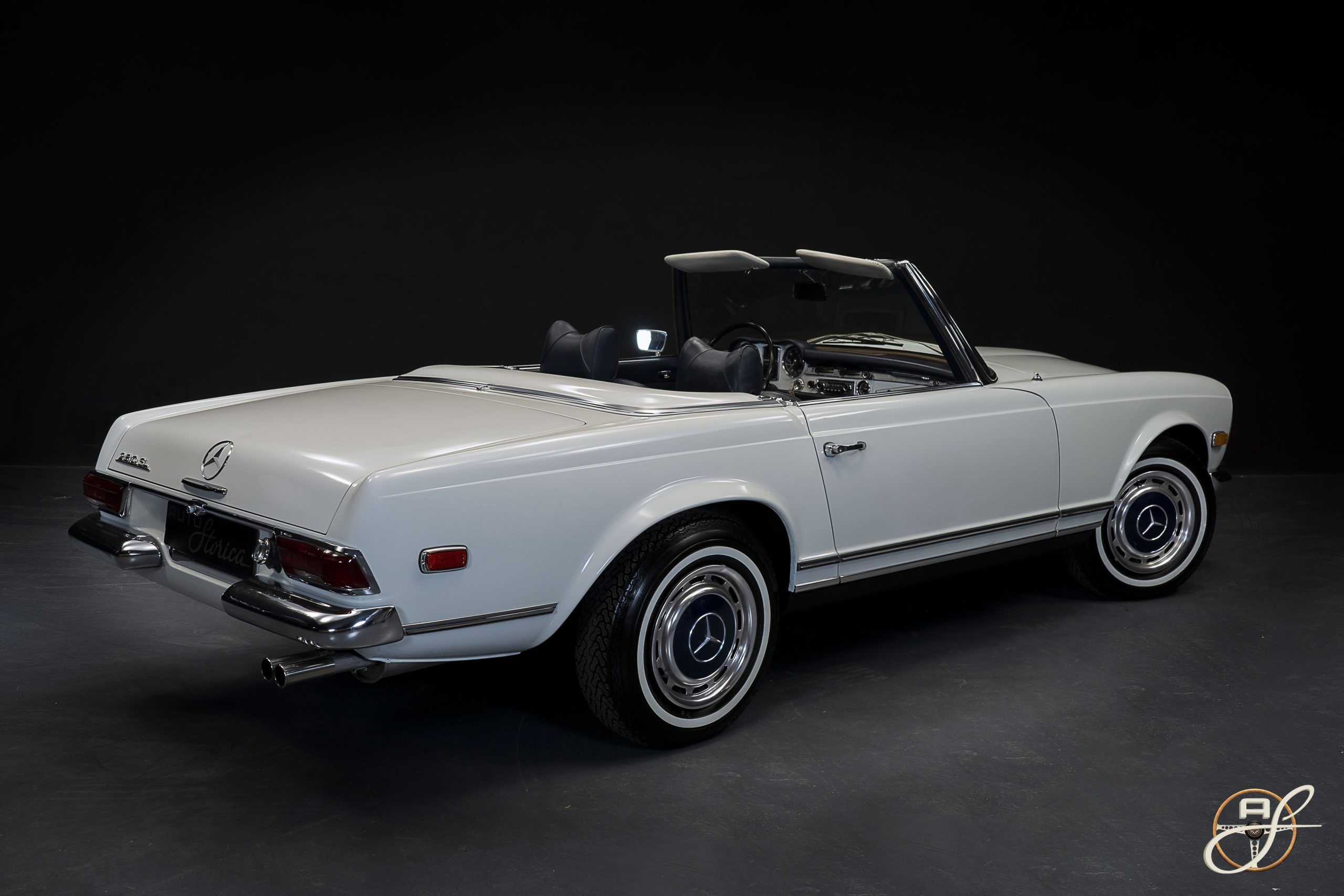 Mercedes-Benz 280SL 7