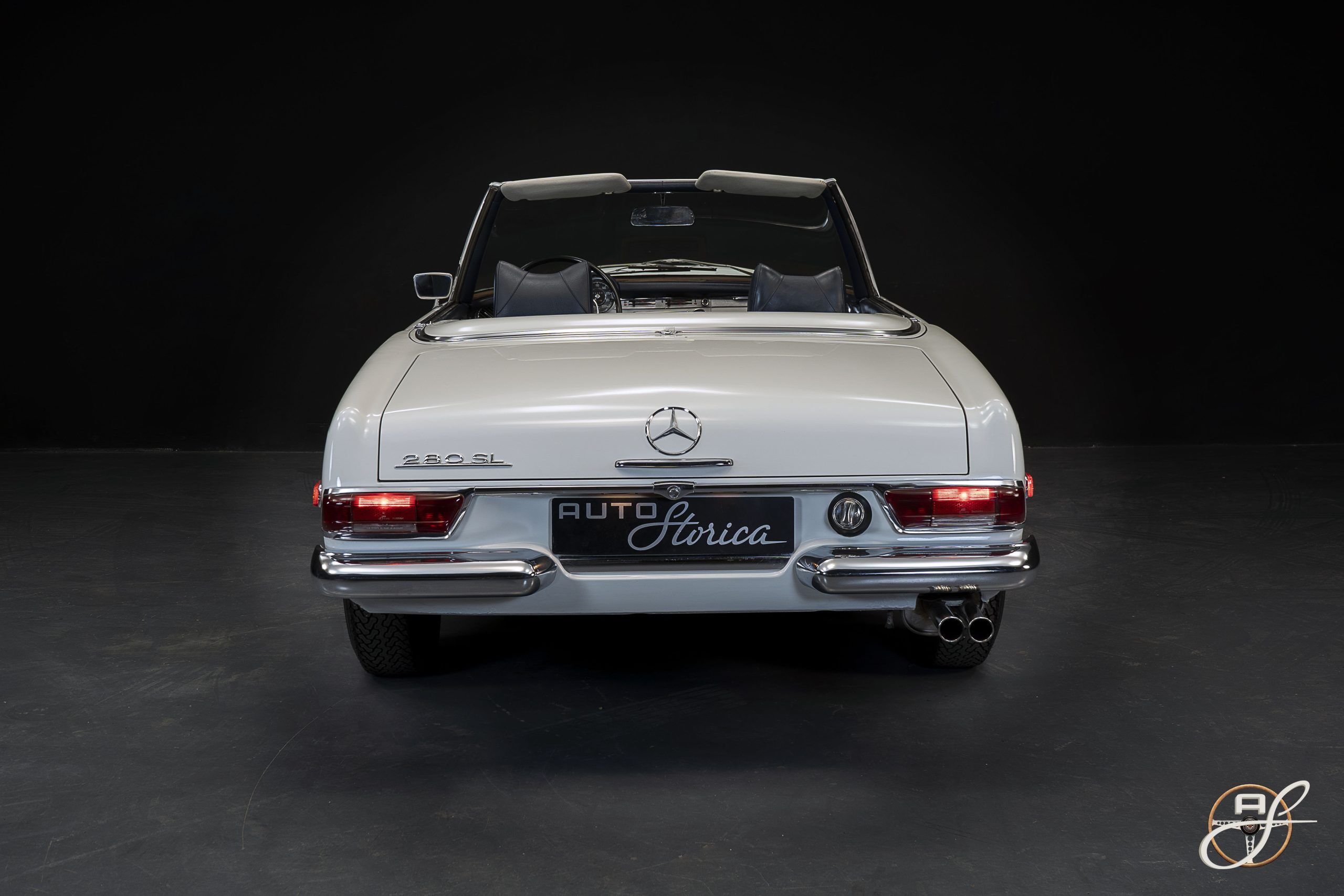 Mercedes-Benz 280SL 8