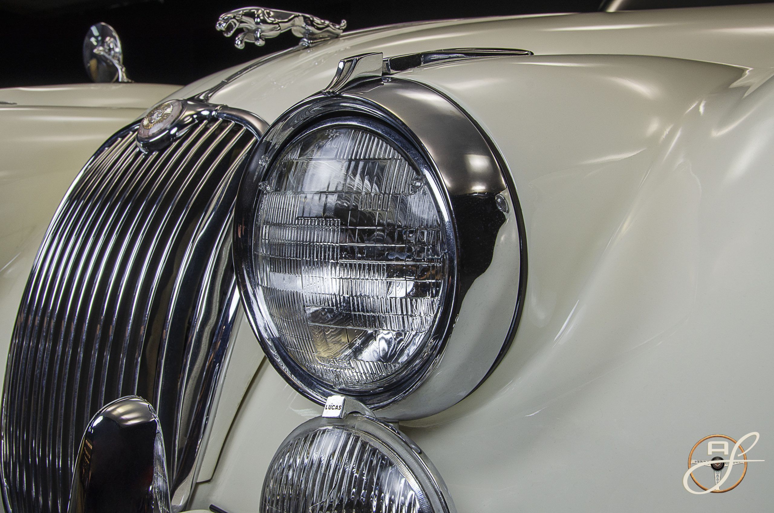 Jaguar XK150 12
