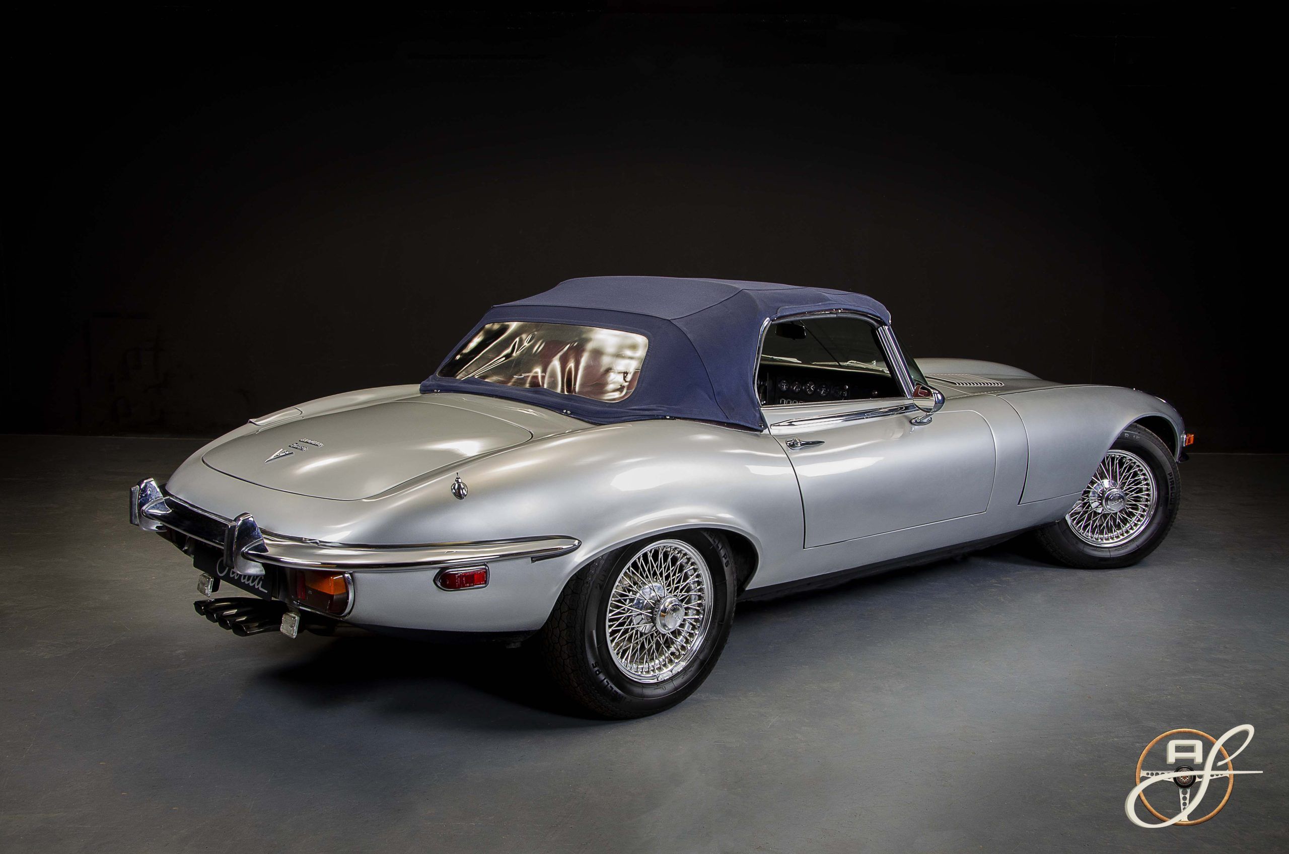 Jaguar E- Type Series 3 Roadster 4