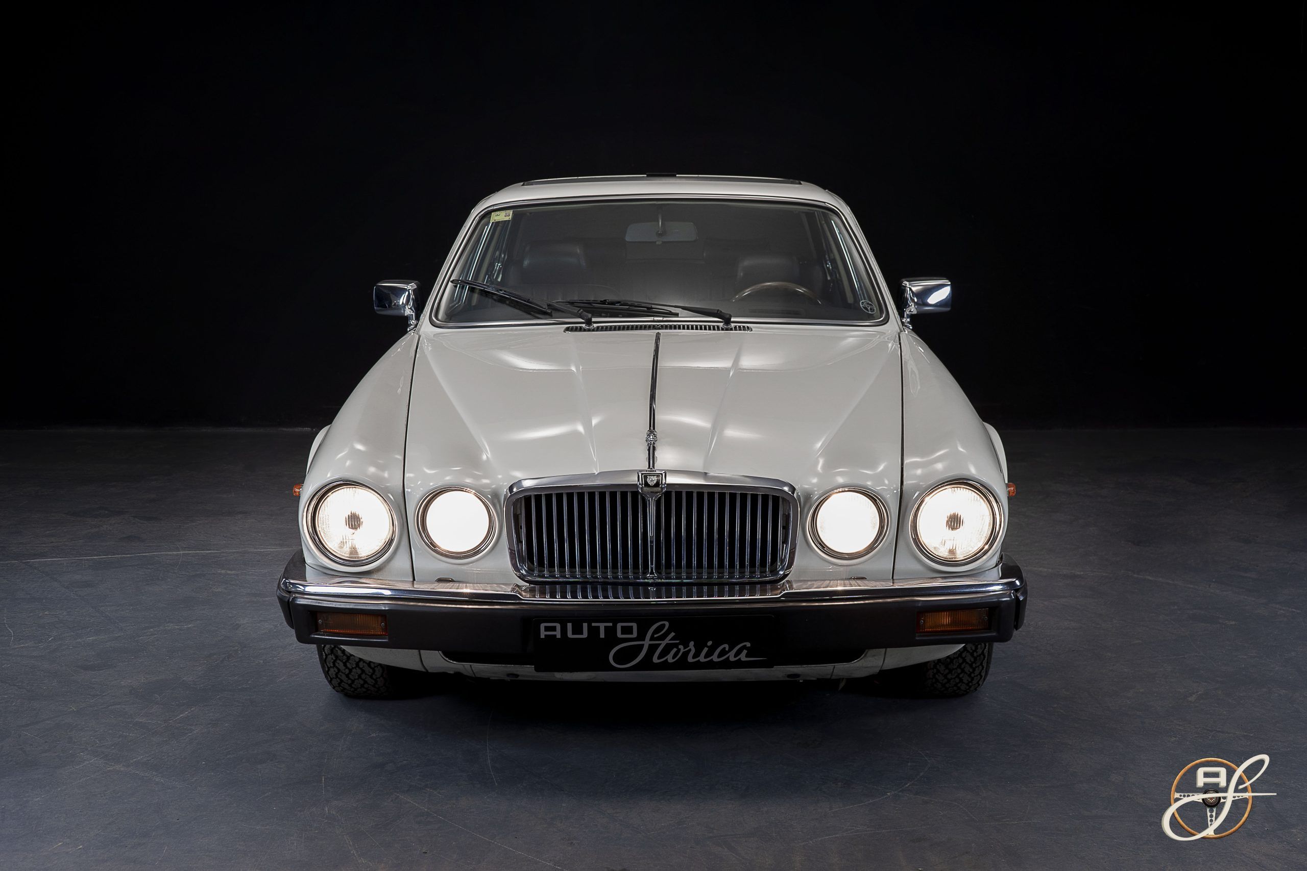 Jaguar XJ12 Sovereign V12 9