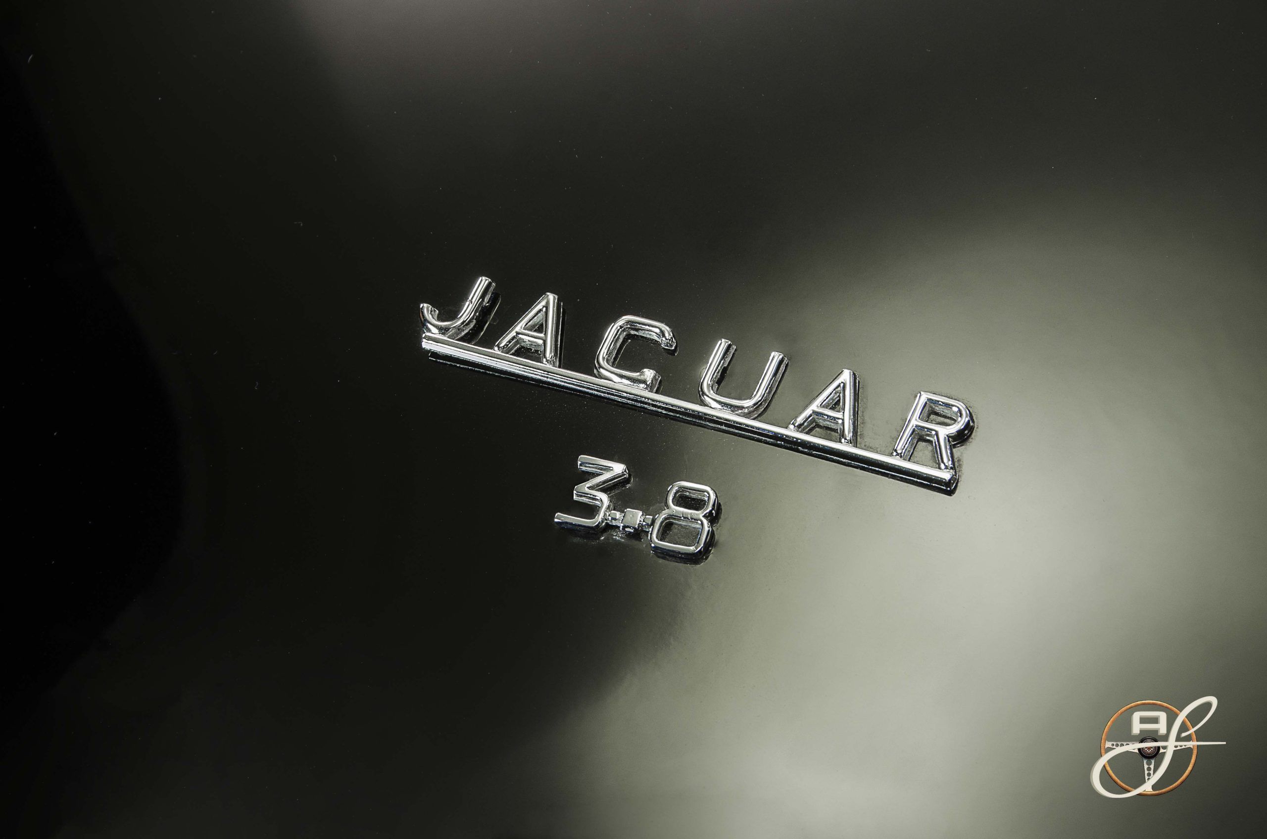Jaguar MKII 5