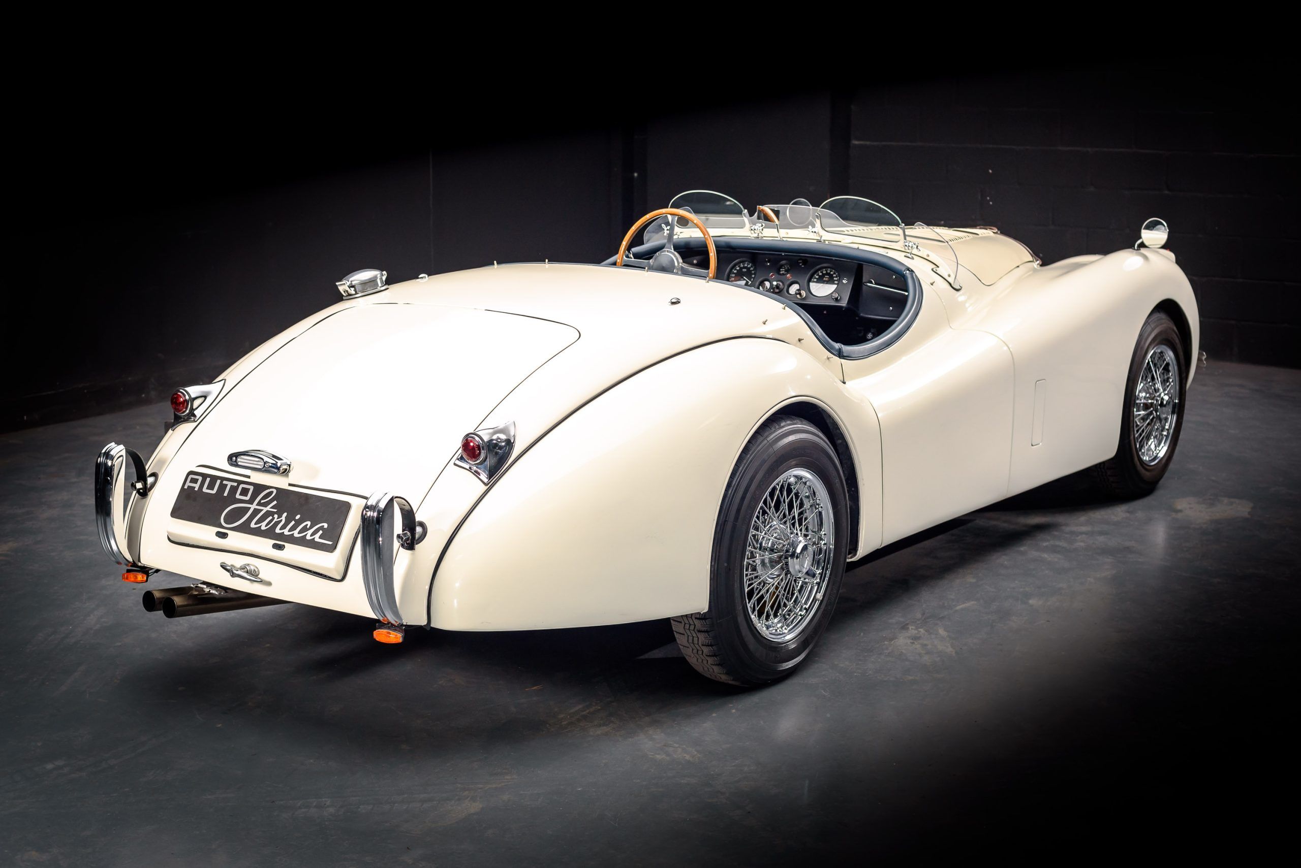 Jaguar XK 120 12