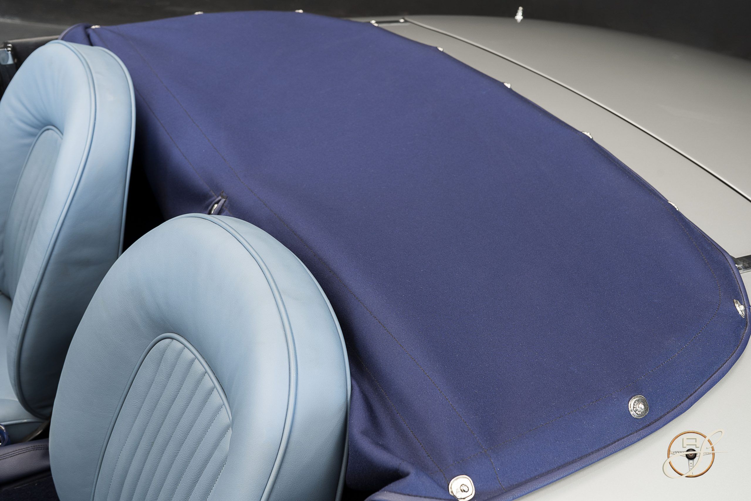 Alfa Romeo Spider 1300 Junior 8
