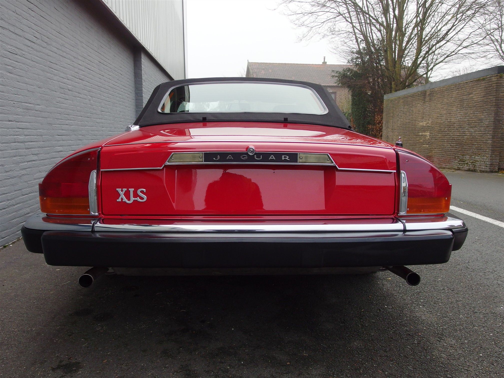 Jaguar XJS Convertible 10