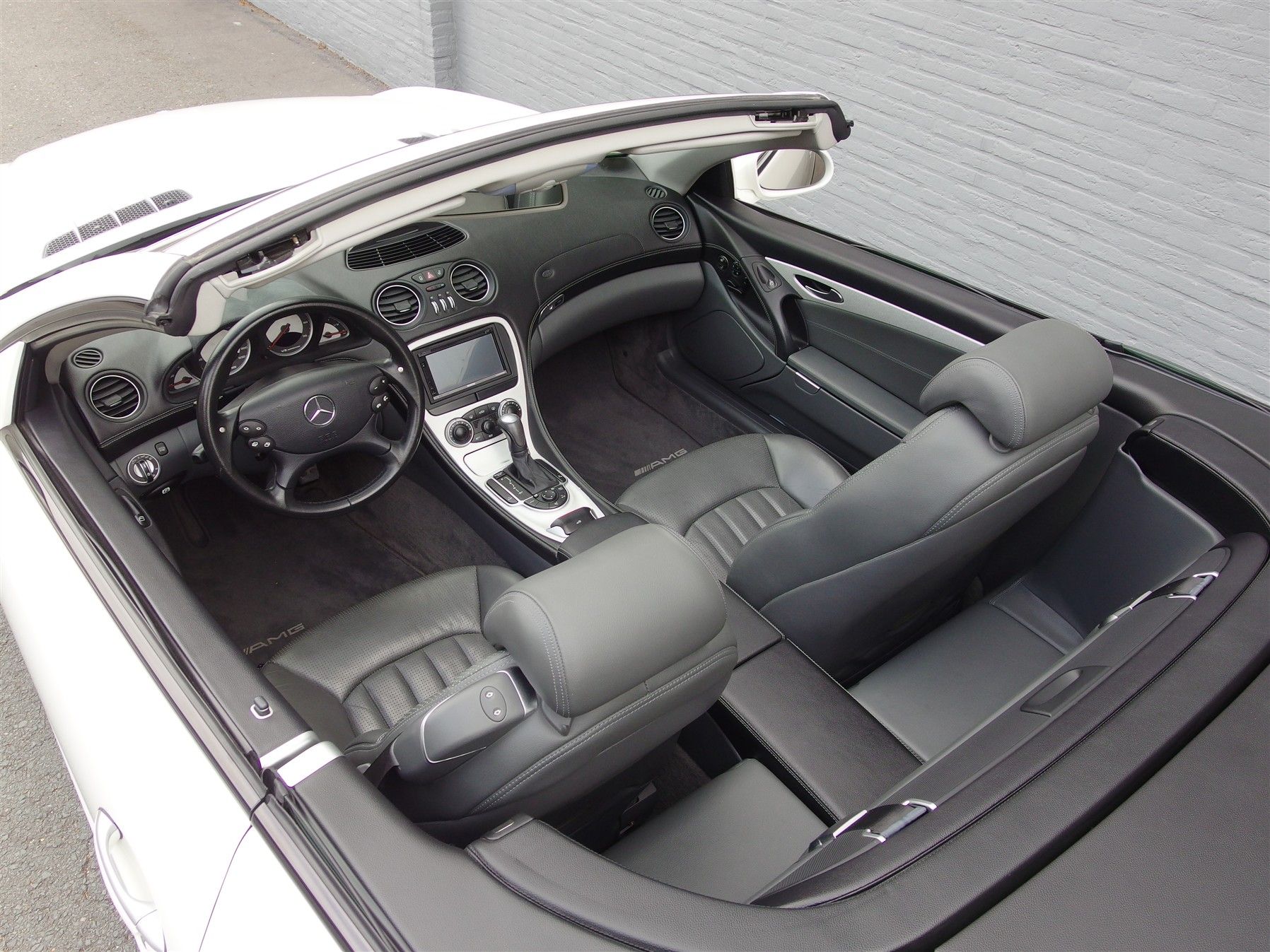 Mercedes-Benz SL55 AMG 6