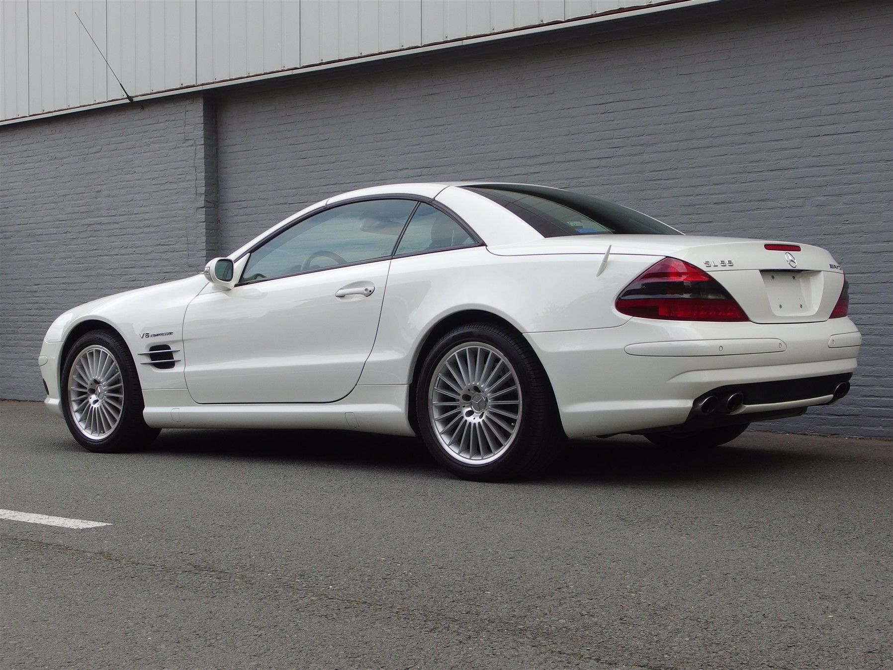 Mercedes-Benz SL55 AMG 11