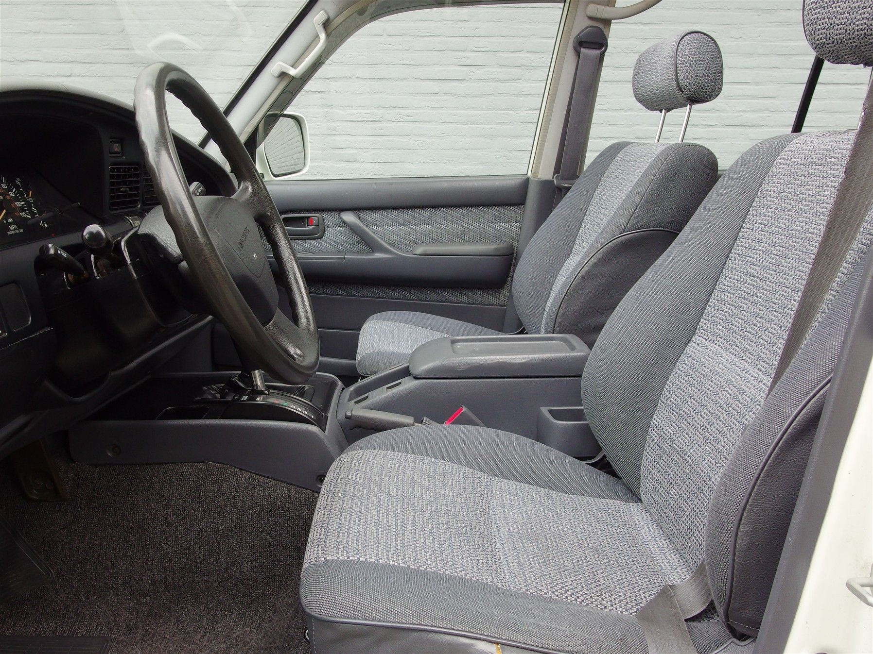 Toyota Land Cruiser 4.0L 7