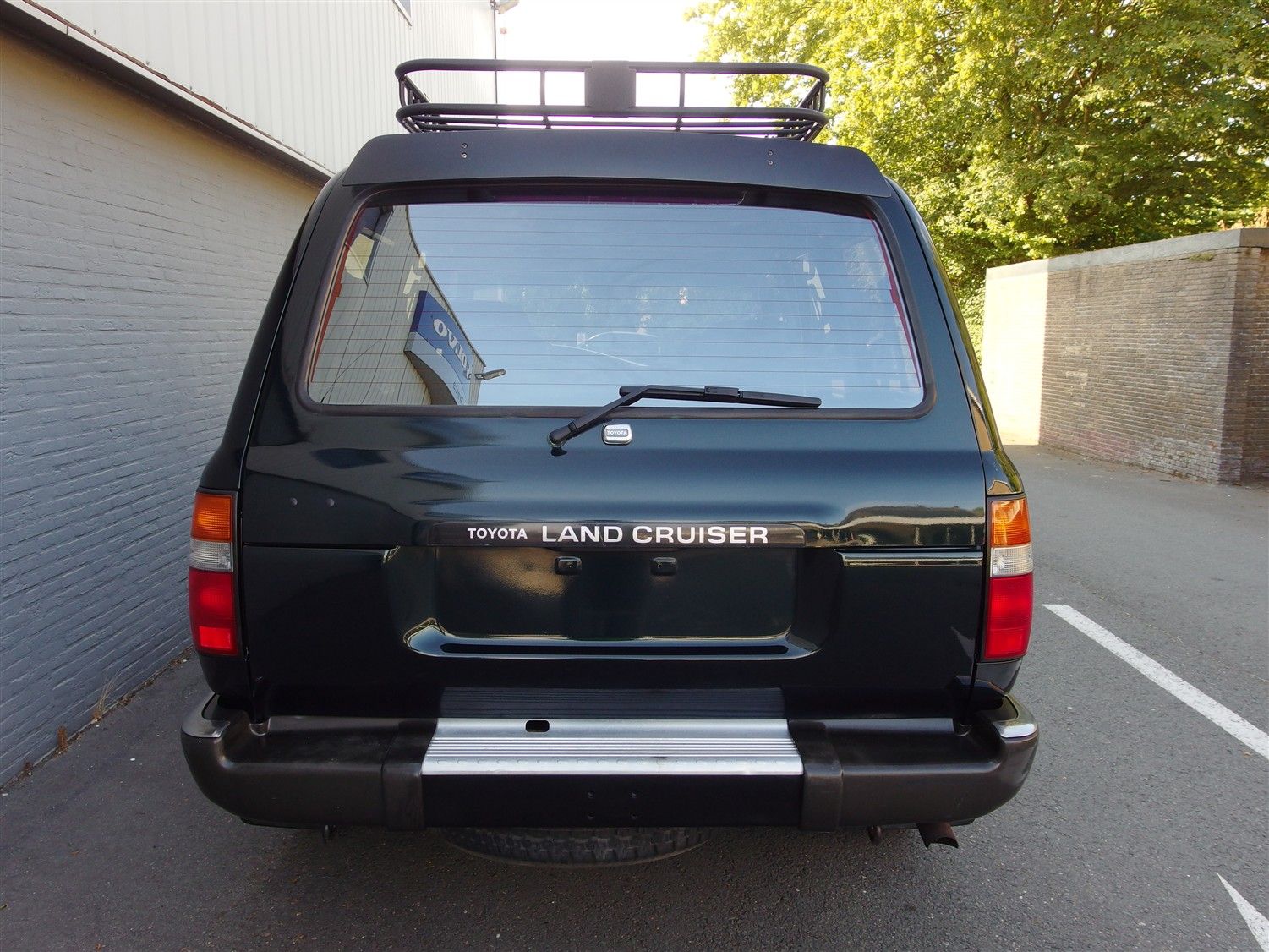 Toyota Land Cruiser 4.5L 9