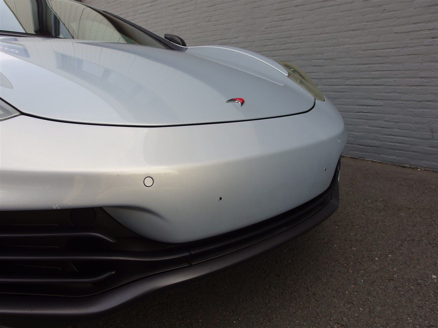 McLaren MP4-12C 13