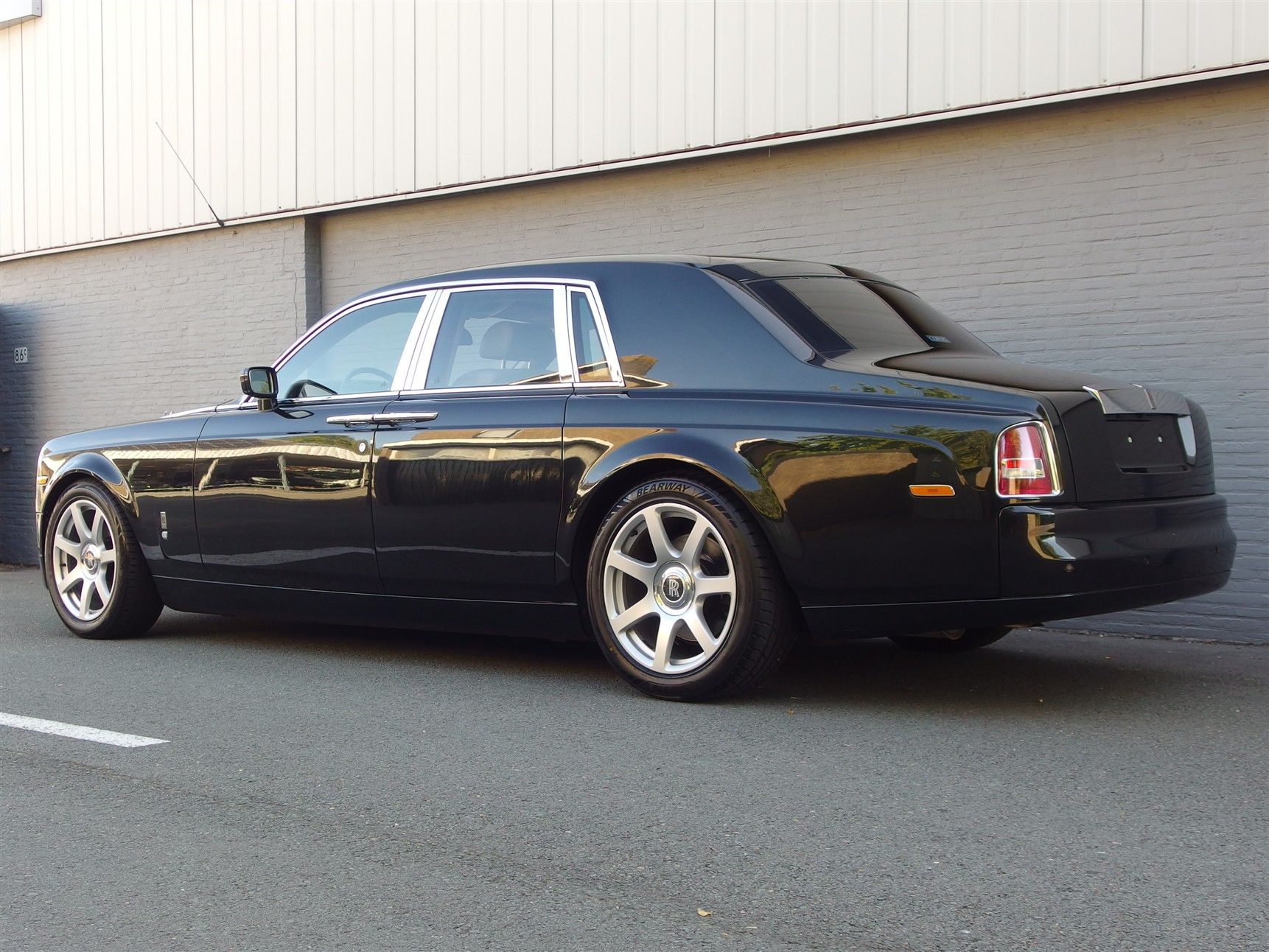 Rolls-Royce Phantom 10