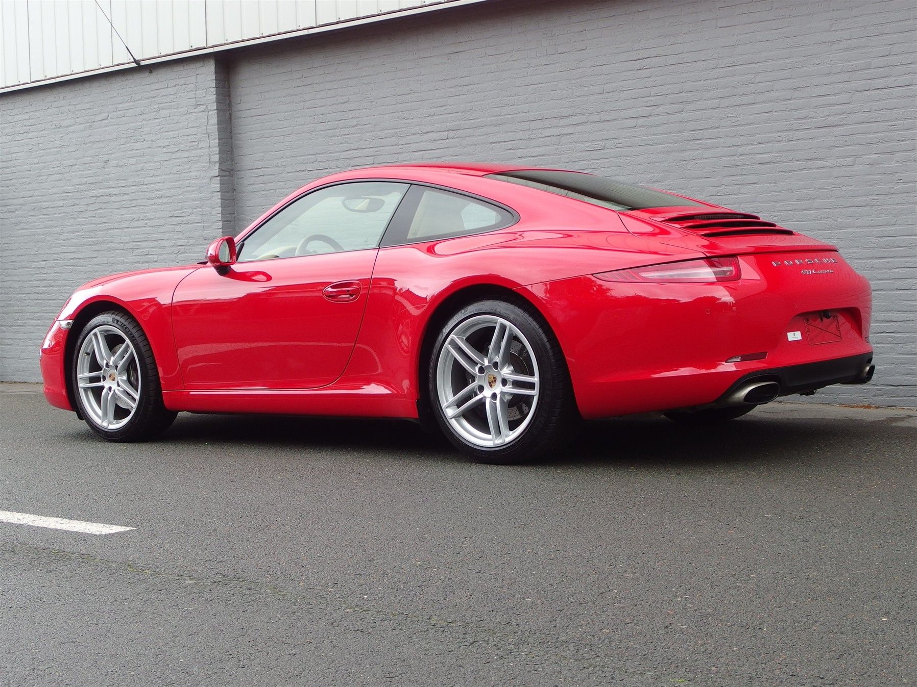 Porsche 911 / 991 Carrera Coupe 10