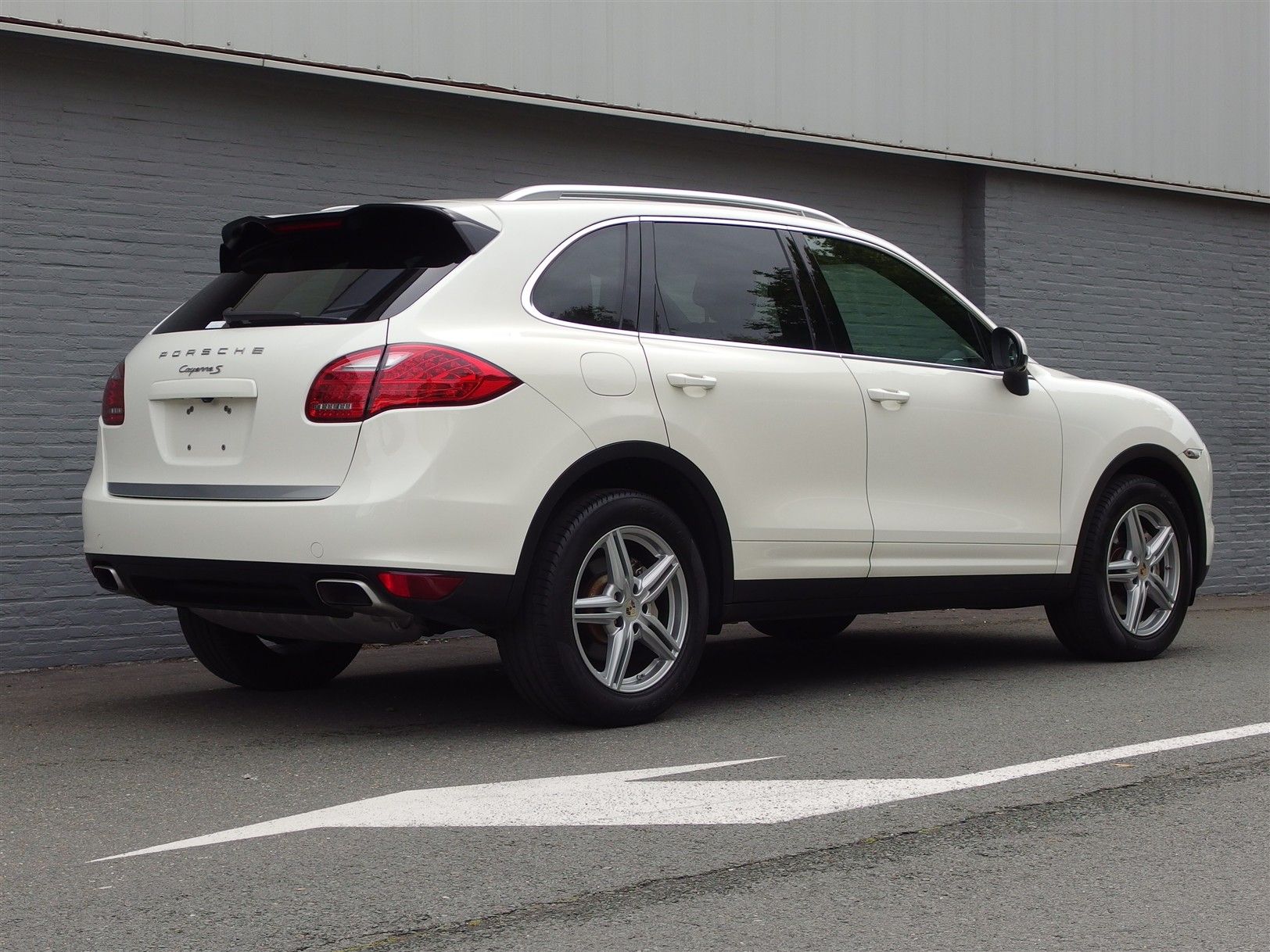 Porsche Cayenne S 4.8L 4