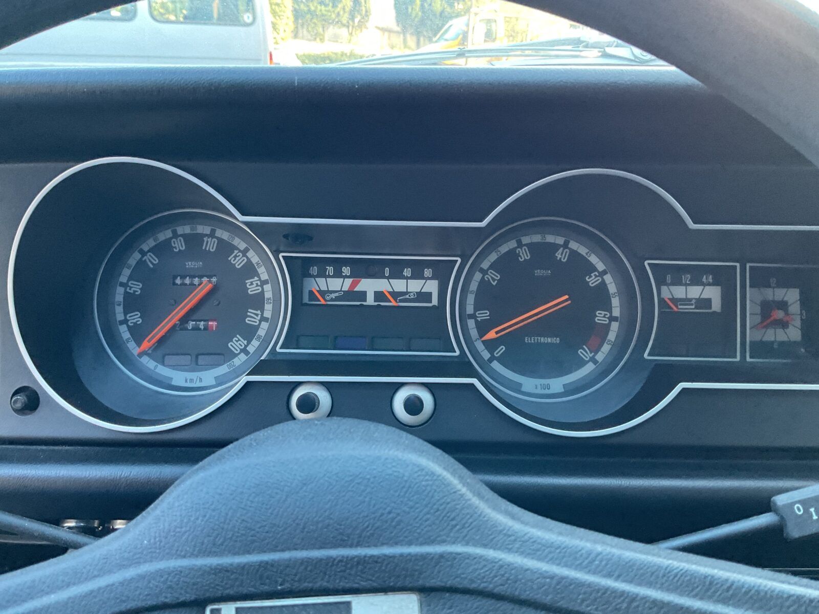Lancia BETA 2000 EXECUTIVE 12