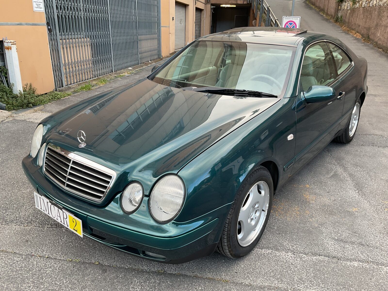Mercedes-Benz CLK 200 2