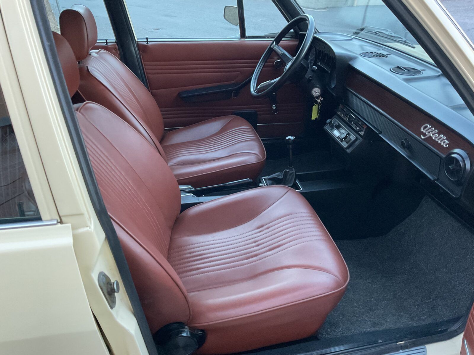 Alfa Romeo ALFETTA 1.6 4