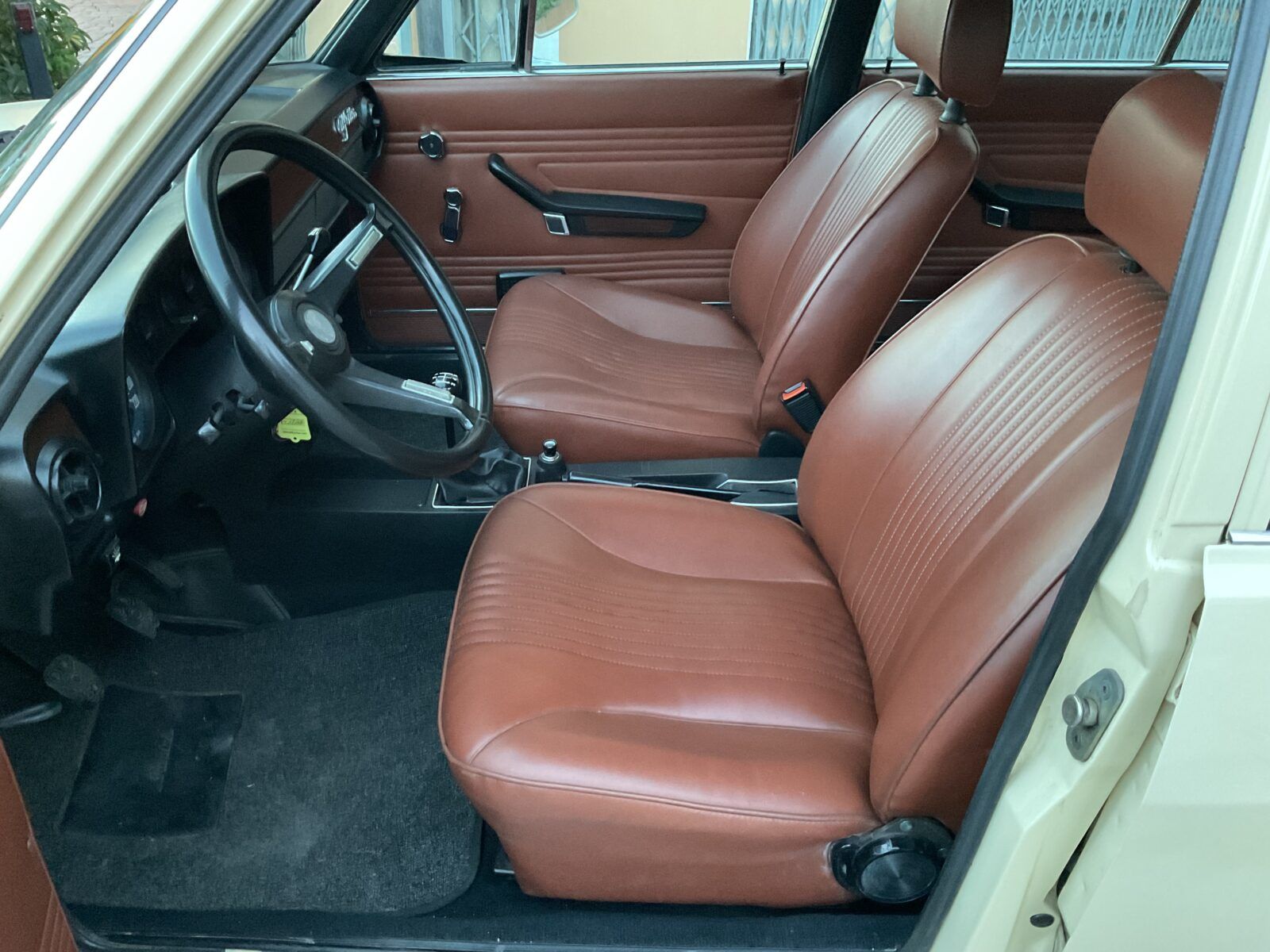 Alfa Romeo ALFETTA 1.6 11