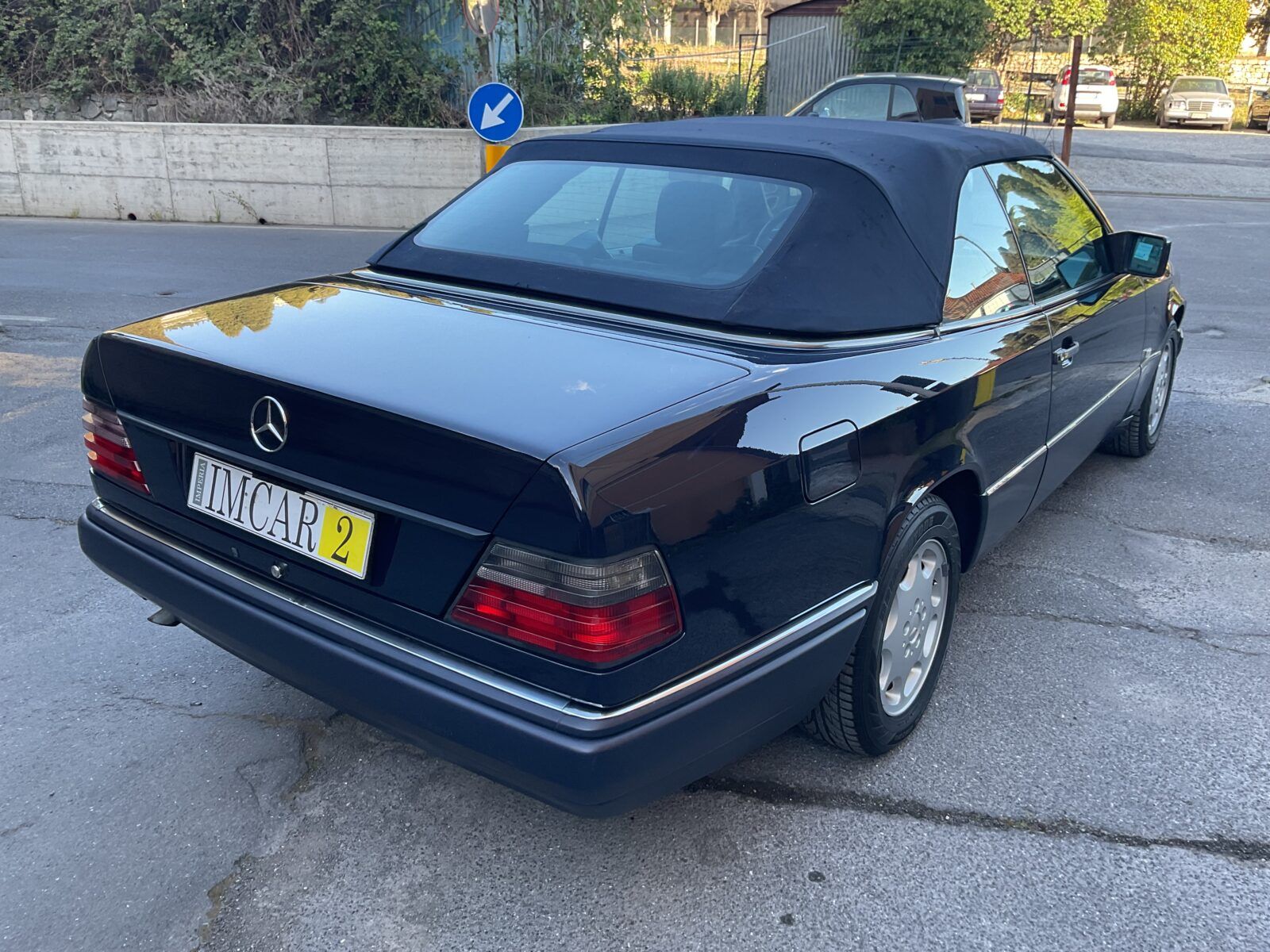 Mercedes-Benz E 200 CABRIOLET 8