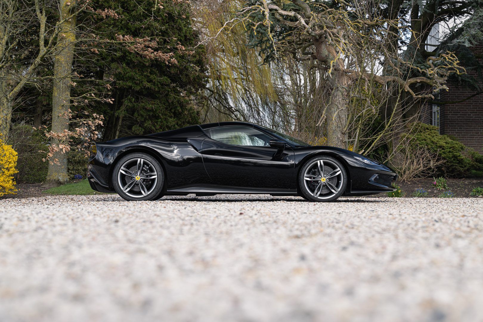 Ferrari 296 GTS 10