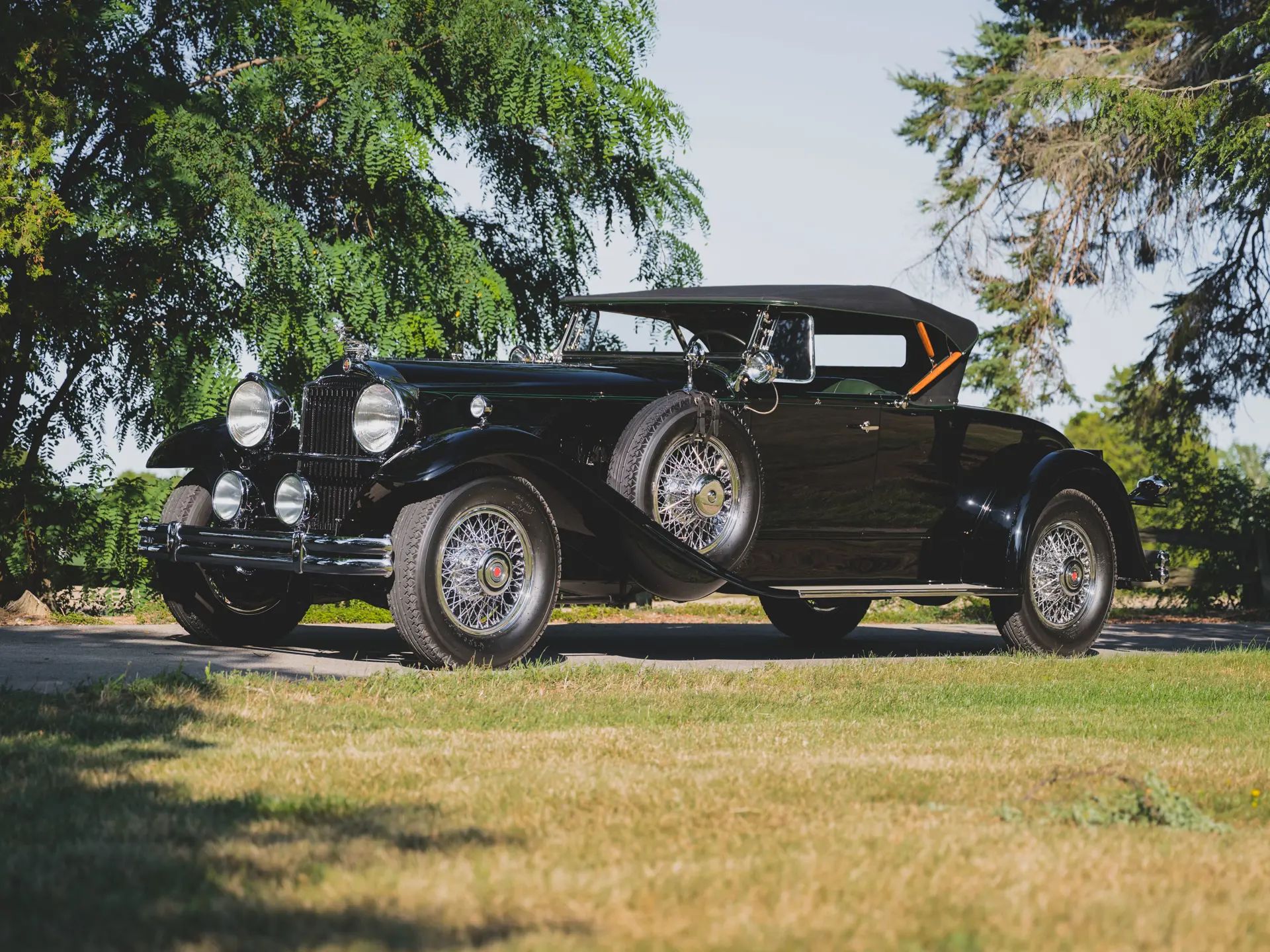 745 Deluxe Eight Roadster 12