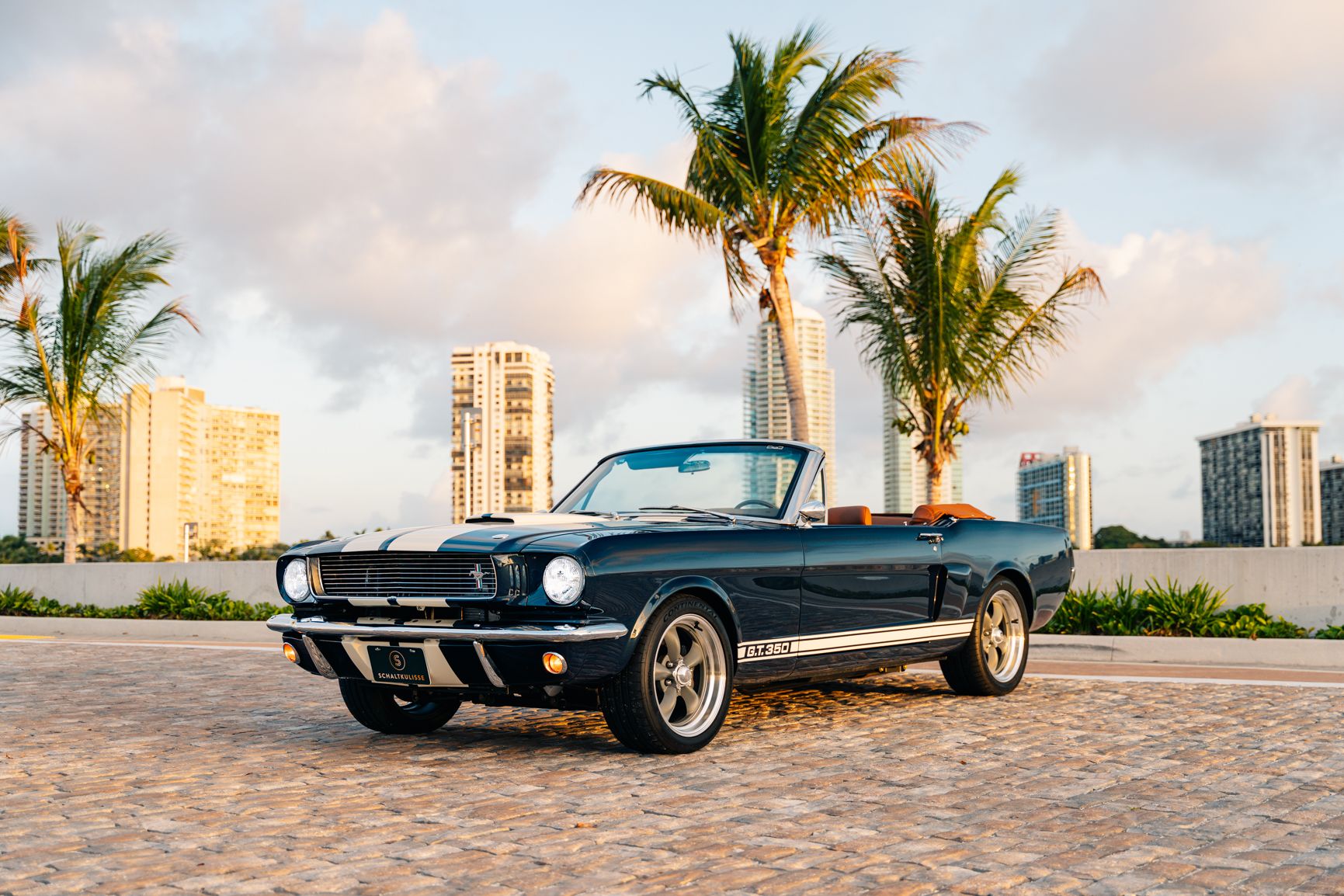 Shelby Mustang GT350 Convertible by Revology 2