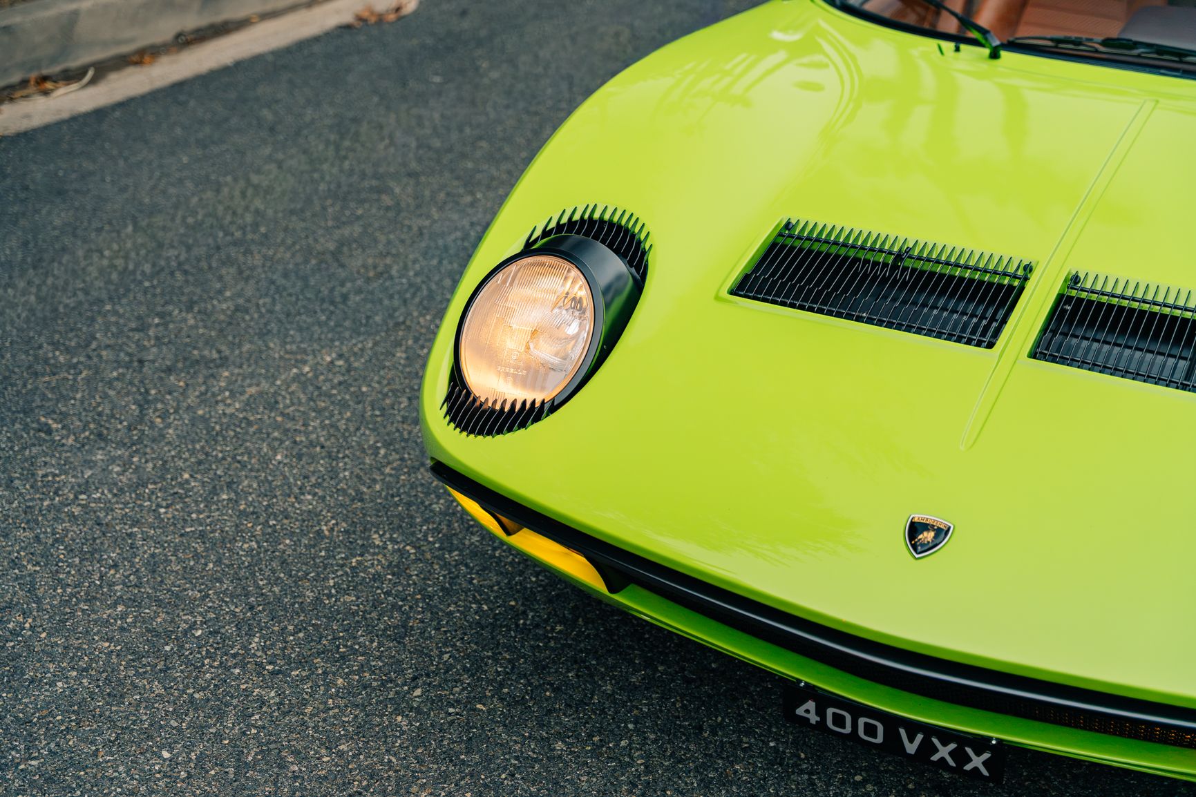 Lamborghini Miura P400 12