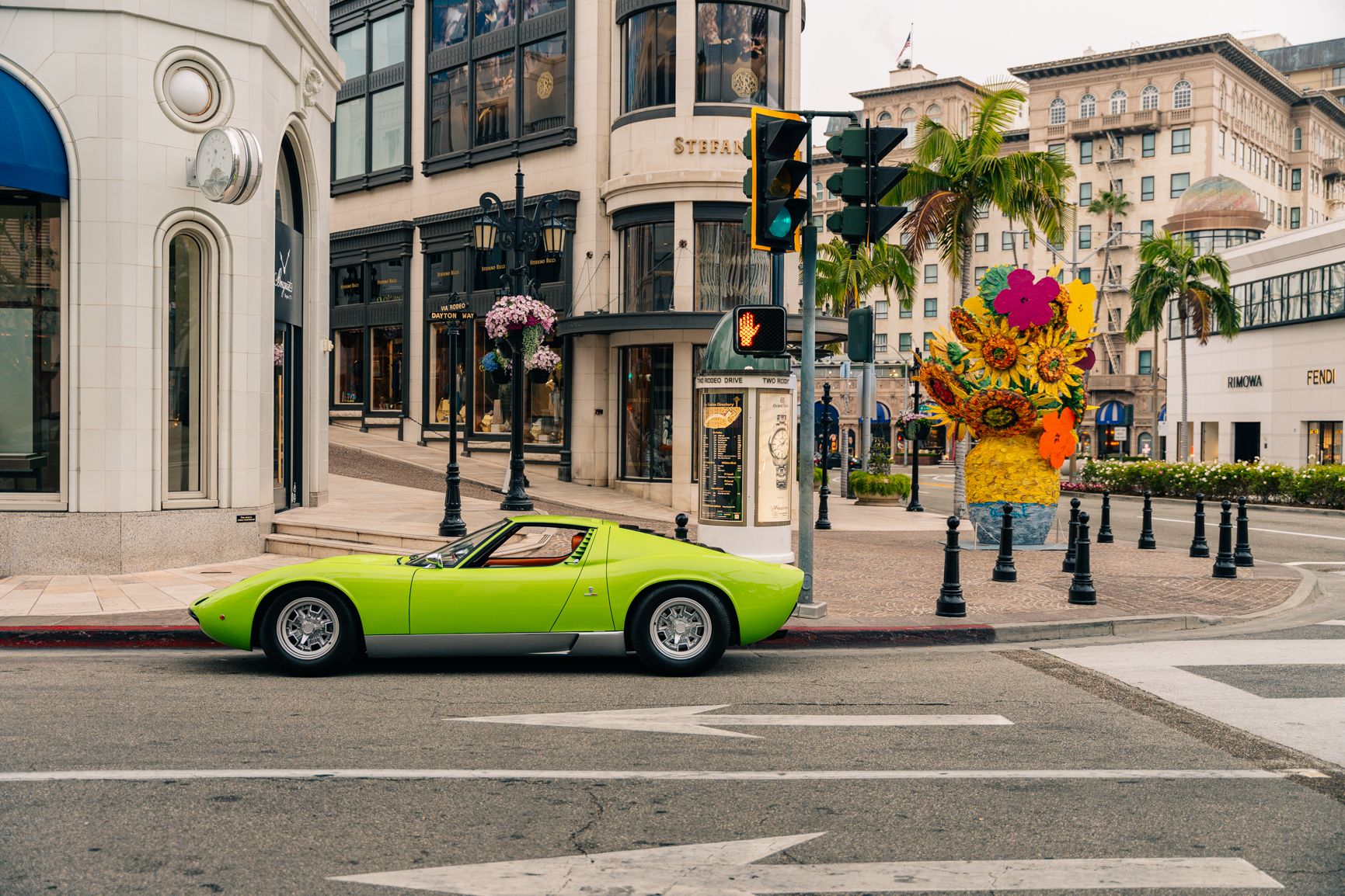 Lamborghini Miura P400 13