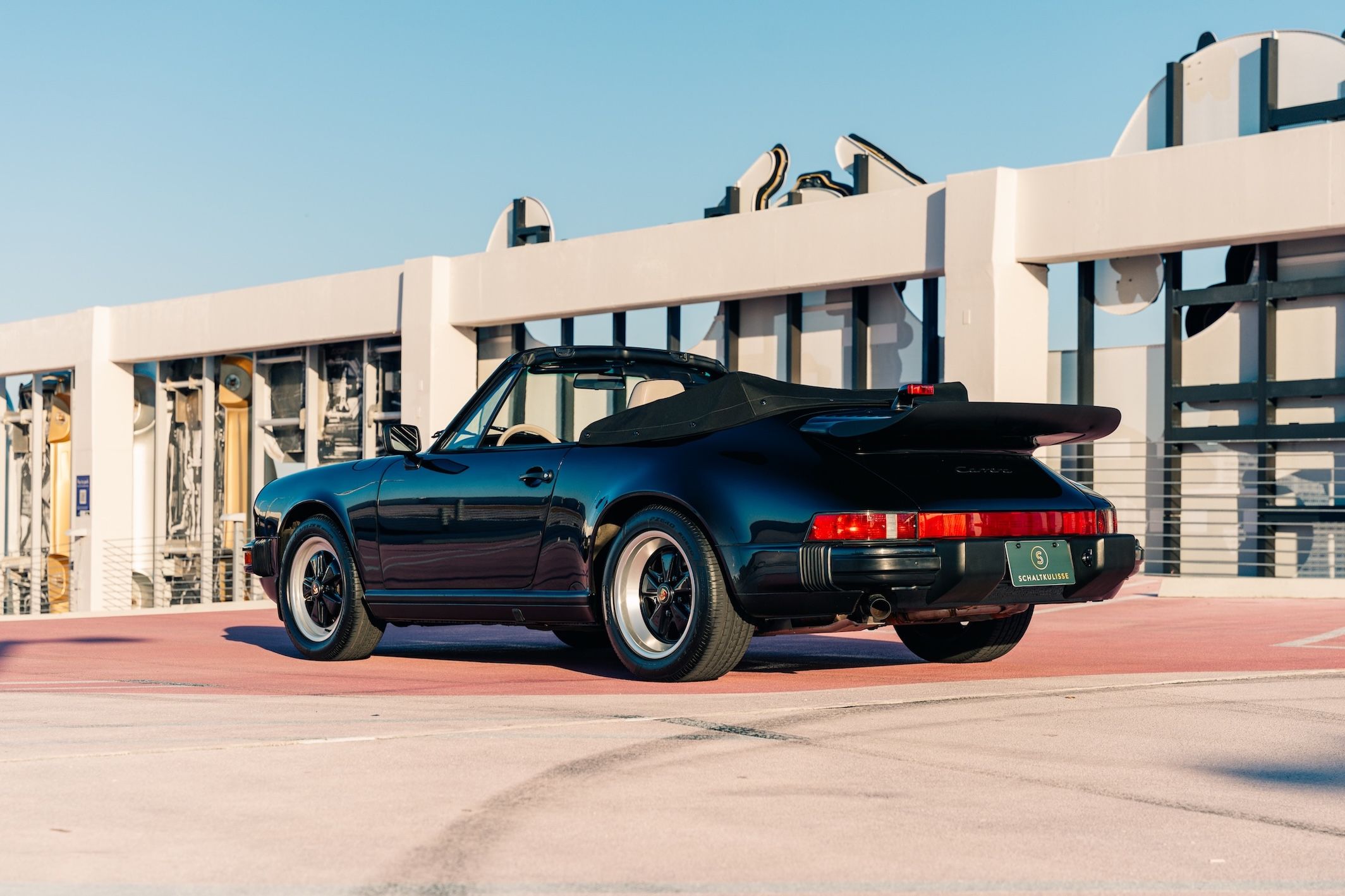 Porsche 911 Cabriolet 25th Anniversary 4
