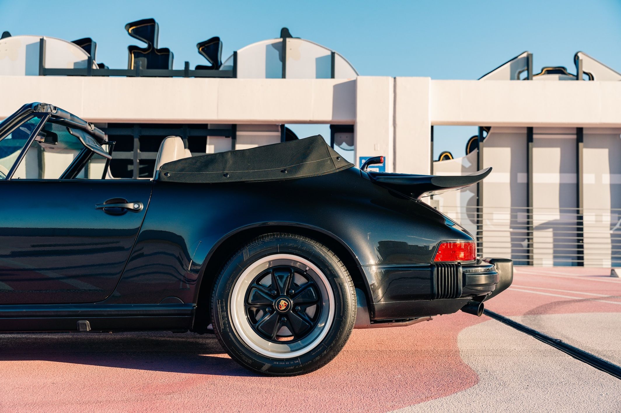 Porsche 911 Cabriolet 25th Anniversary 12
