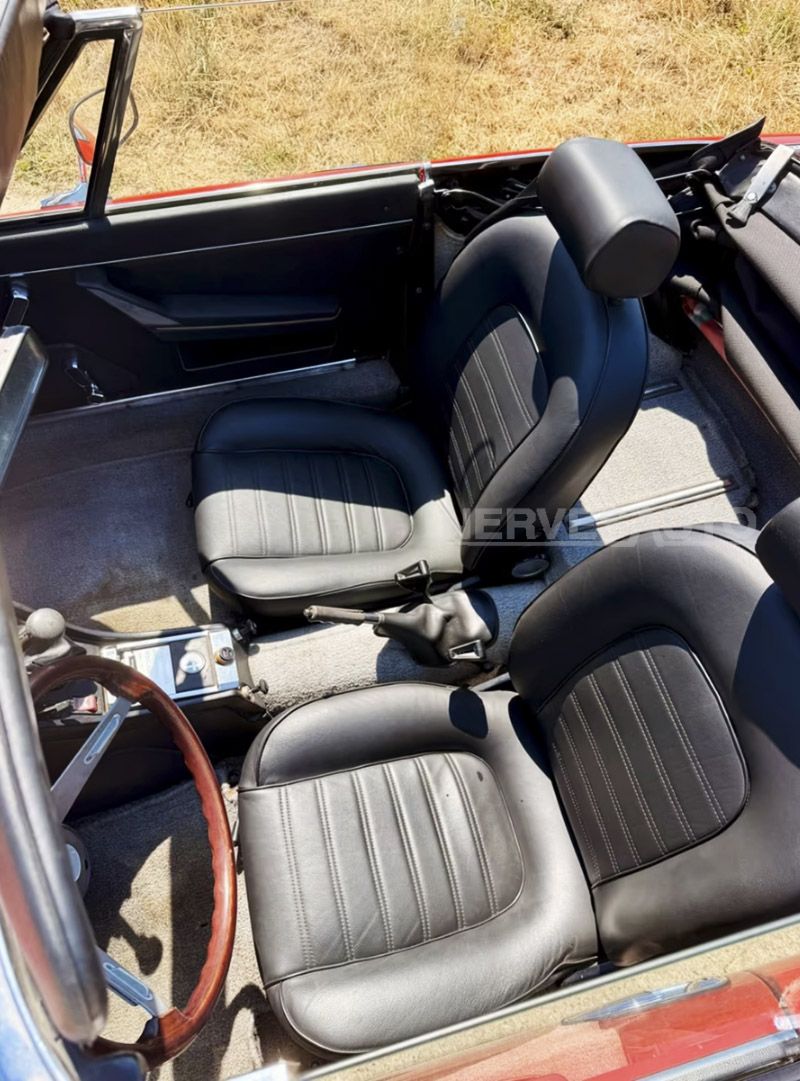 Alfa Romeo Duetto 2000 a Carburatori 9