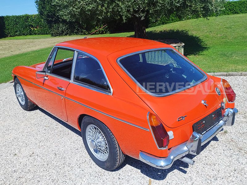MG B GT 1972 Arancione Auto Storica con CRS, 11