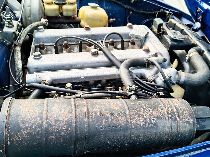 Alfa Romeo Duetto 2000 Spider Blu Interni Beige 1974 13