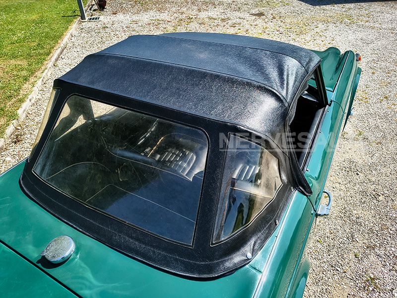 Triumph TR4 IRS Verde inglese 7