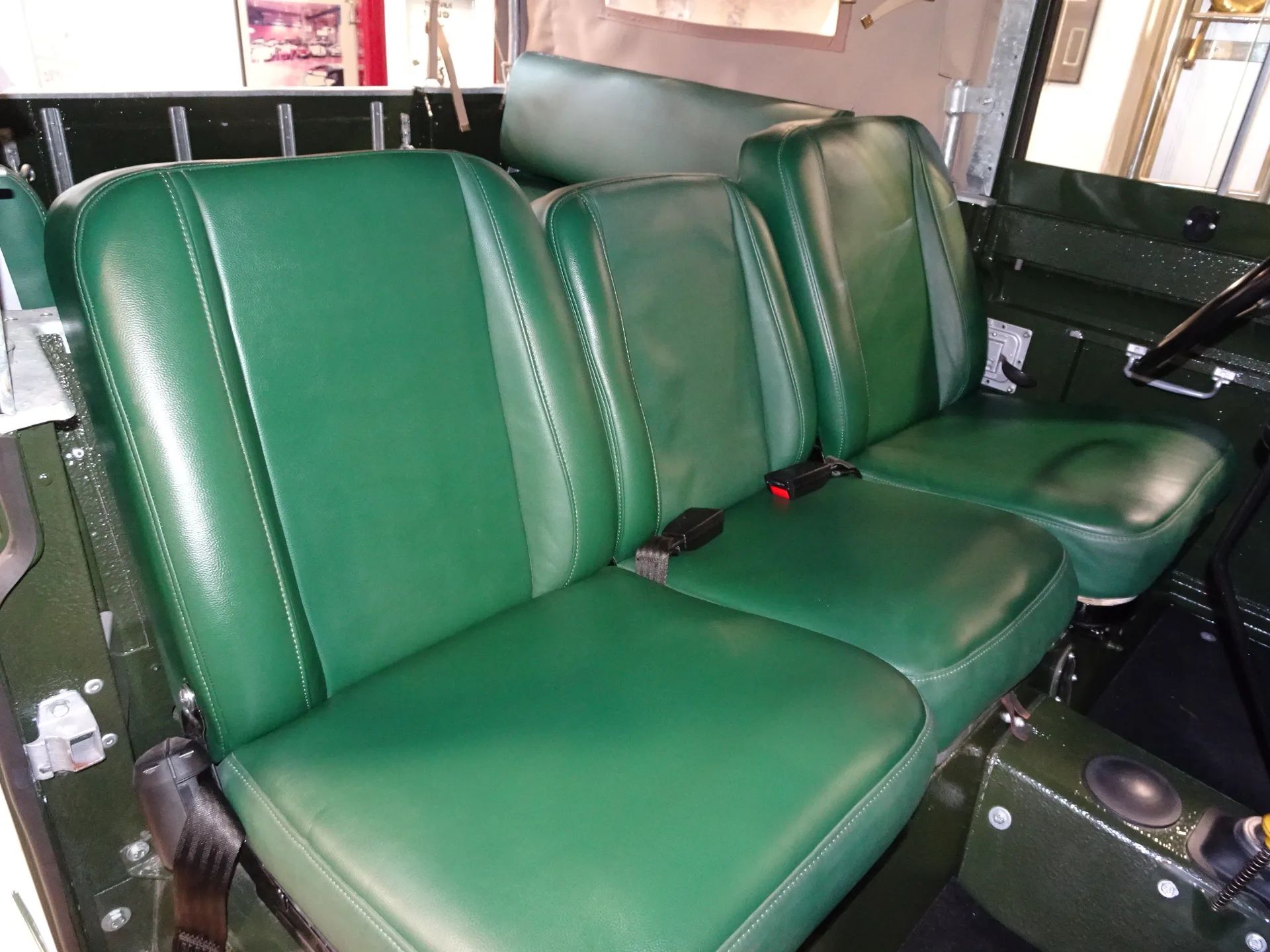 Land Rover 88 SERIES 2A SOFT-TOP 7