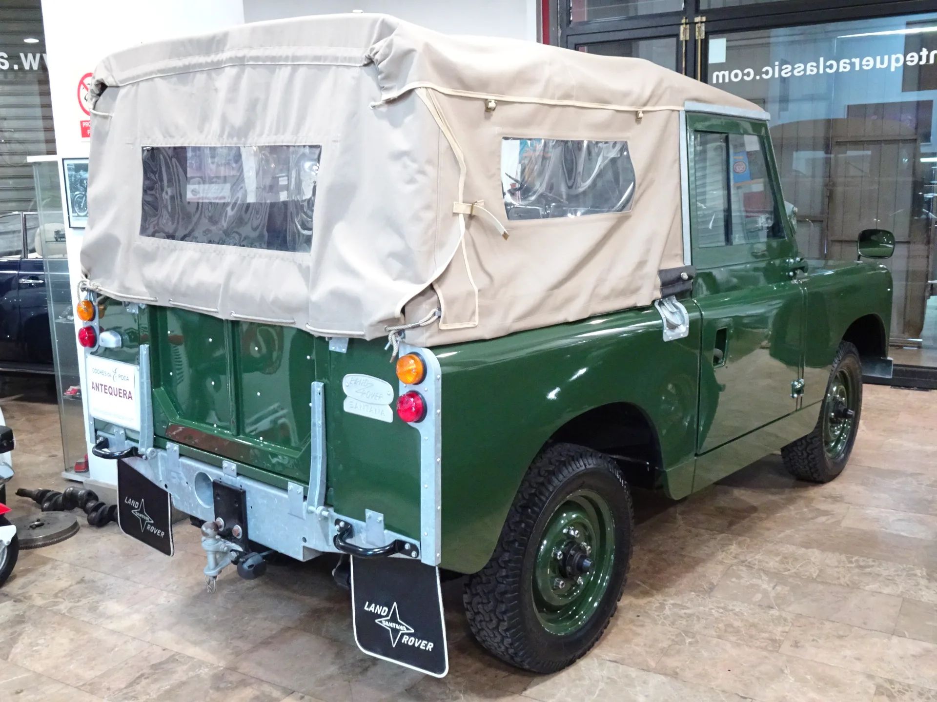 Land Rover 88 SERIES 2A SOFT-TOP 4