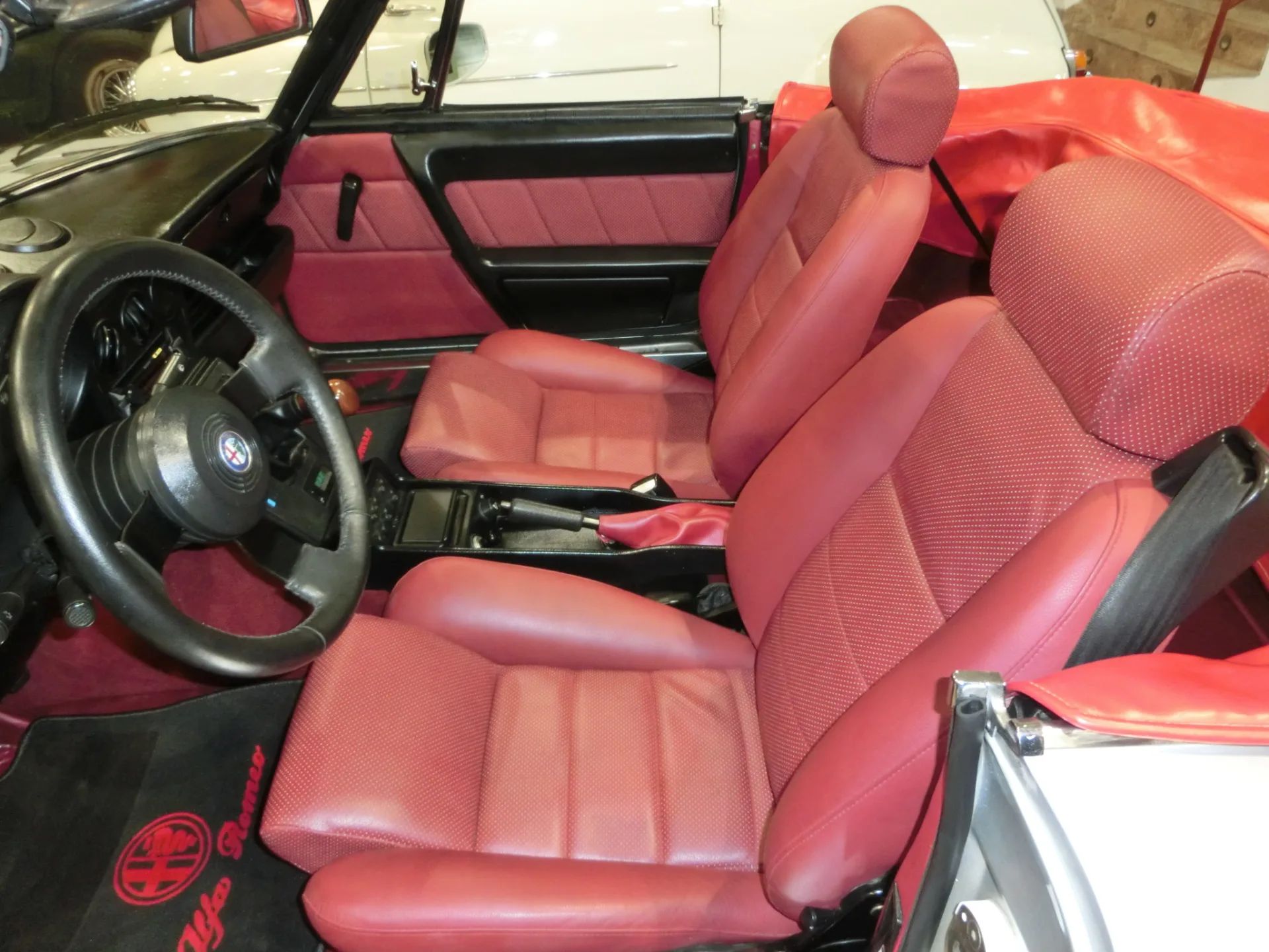 Alfa Romeo SPIDER QUADRIFOGLIO VERDE 8
