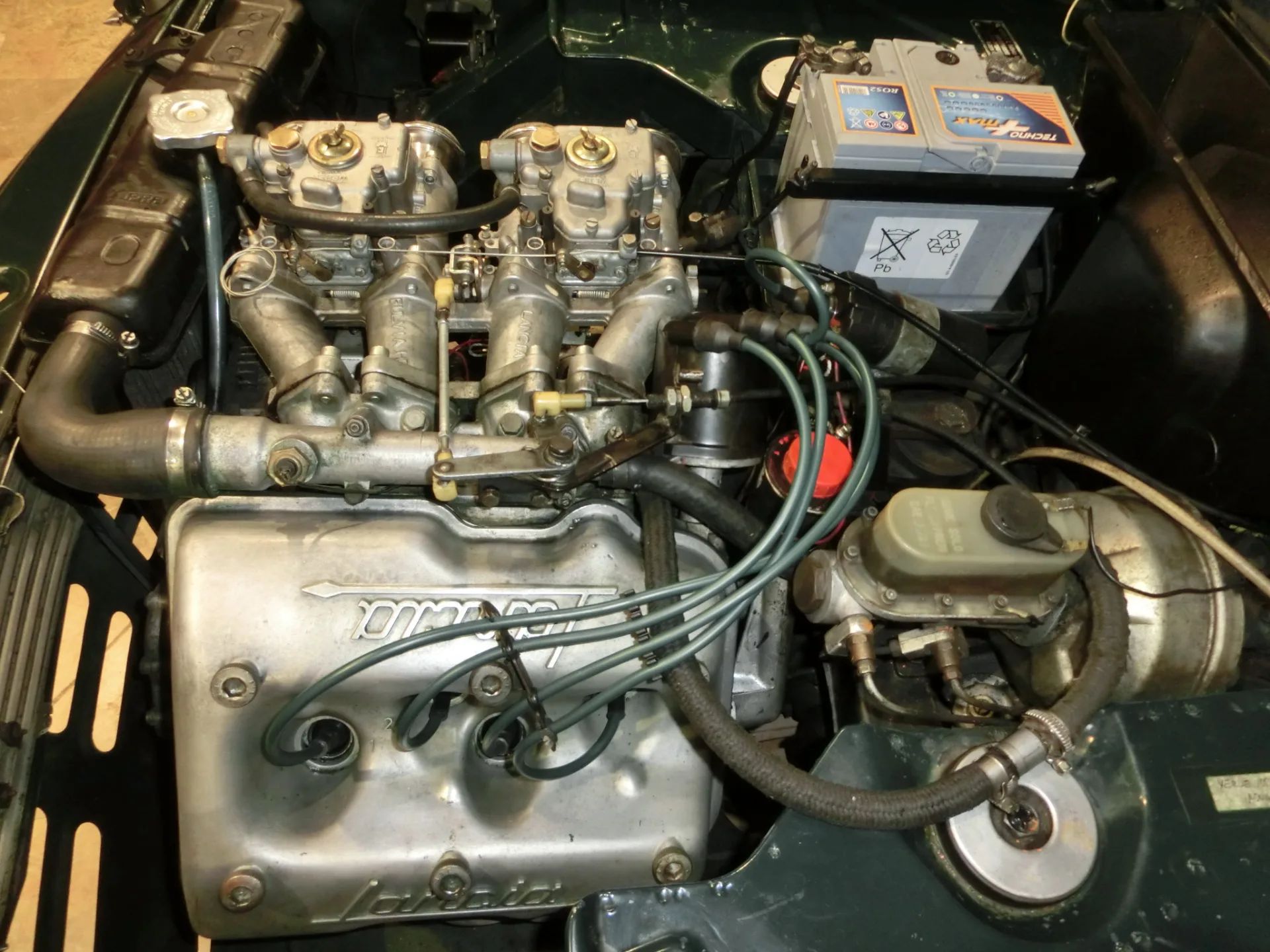 Lancia FULVIA 1.3 S COUPÉ SERIE 2 12