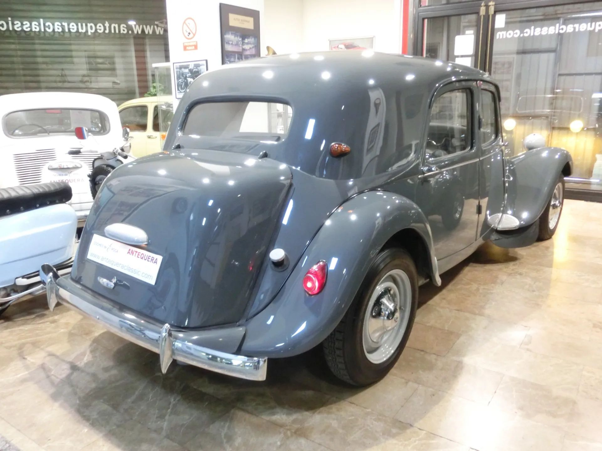 Citroën 11 B TRACTION AVANT 3