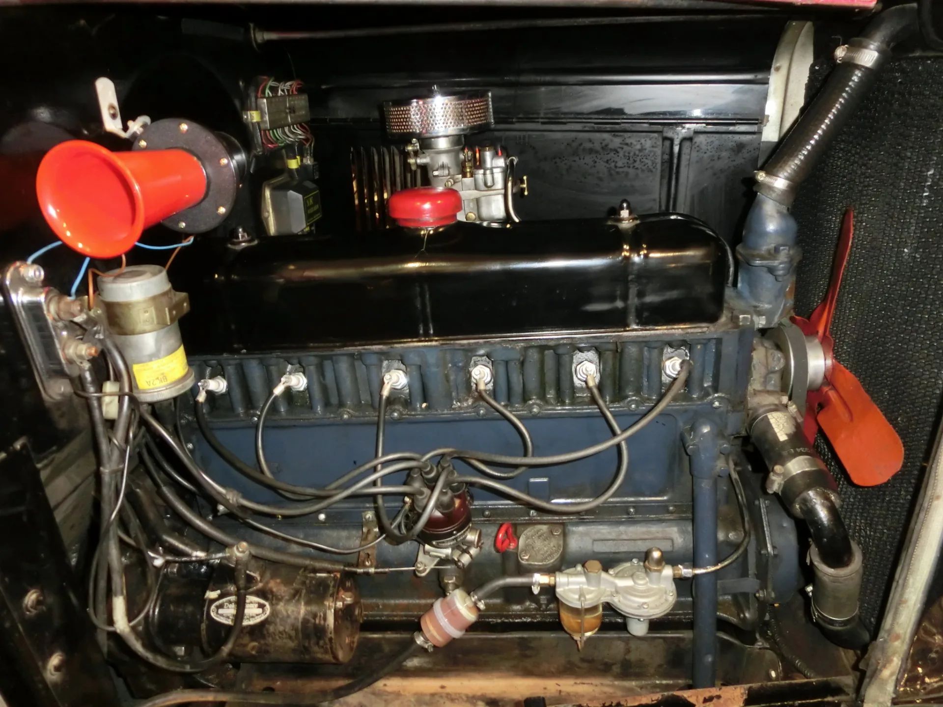Chevrolet UNIVERSAL AC SIX 11