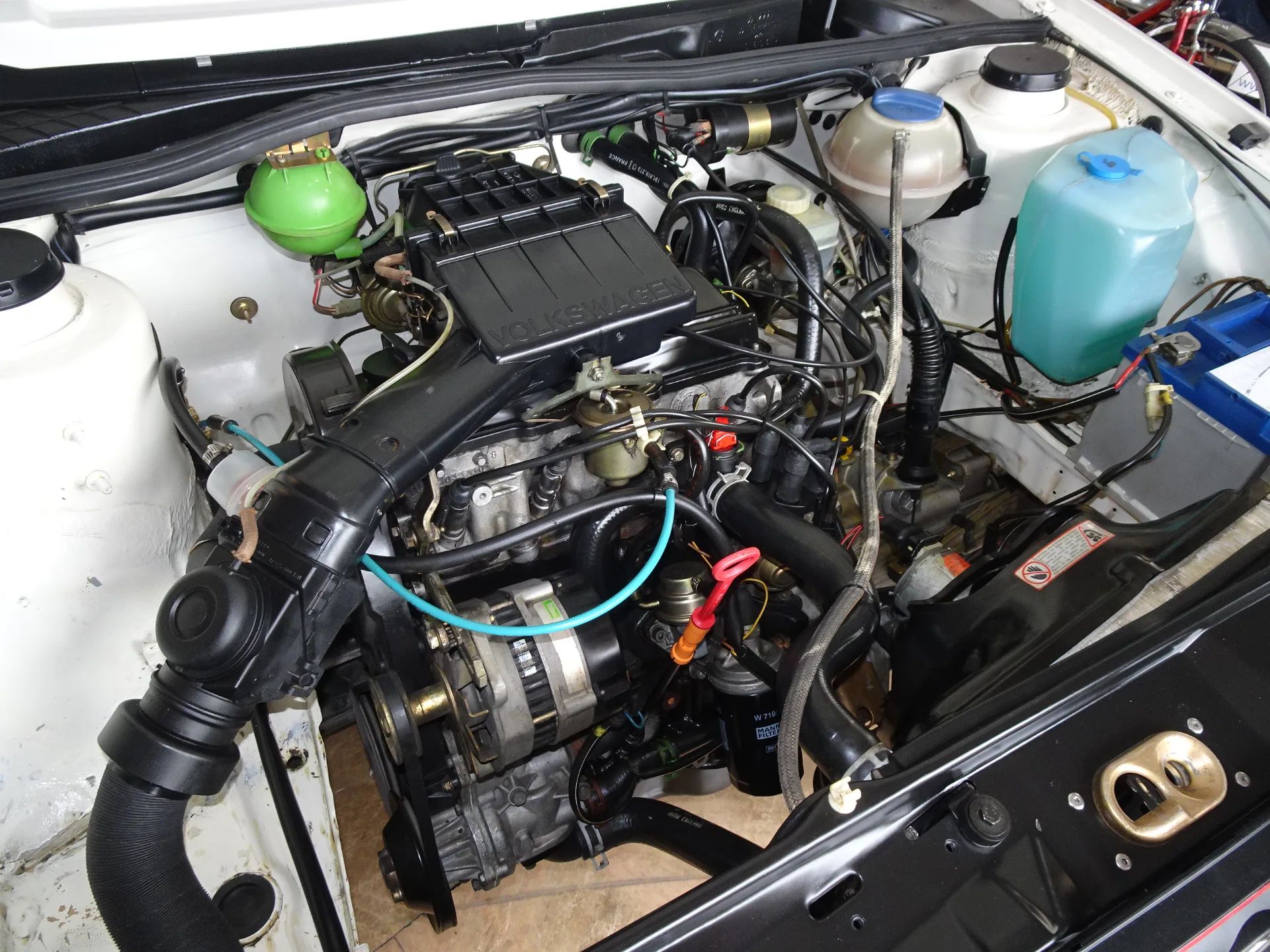 Volkswagen GOLF CL 1.6 MK2 11