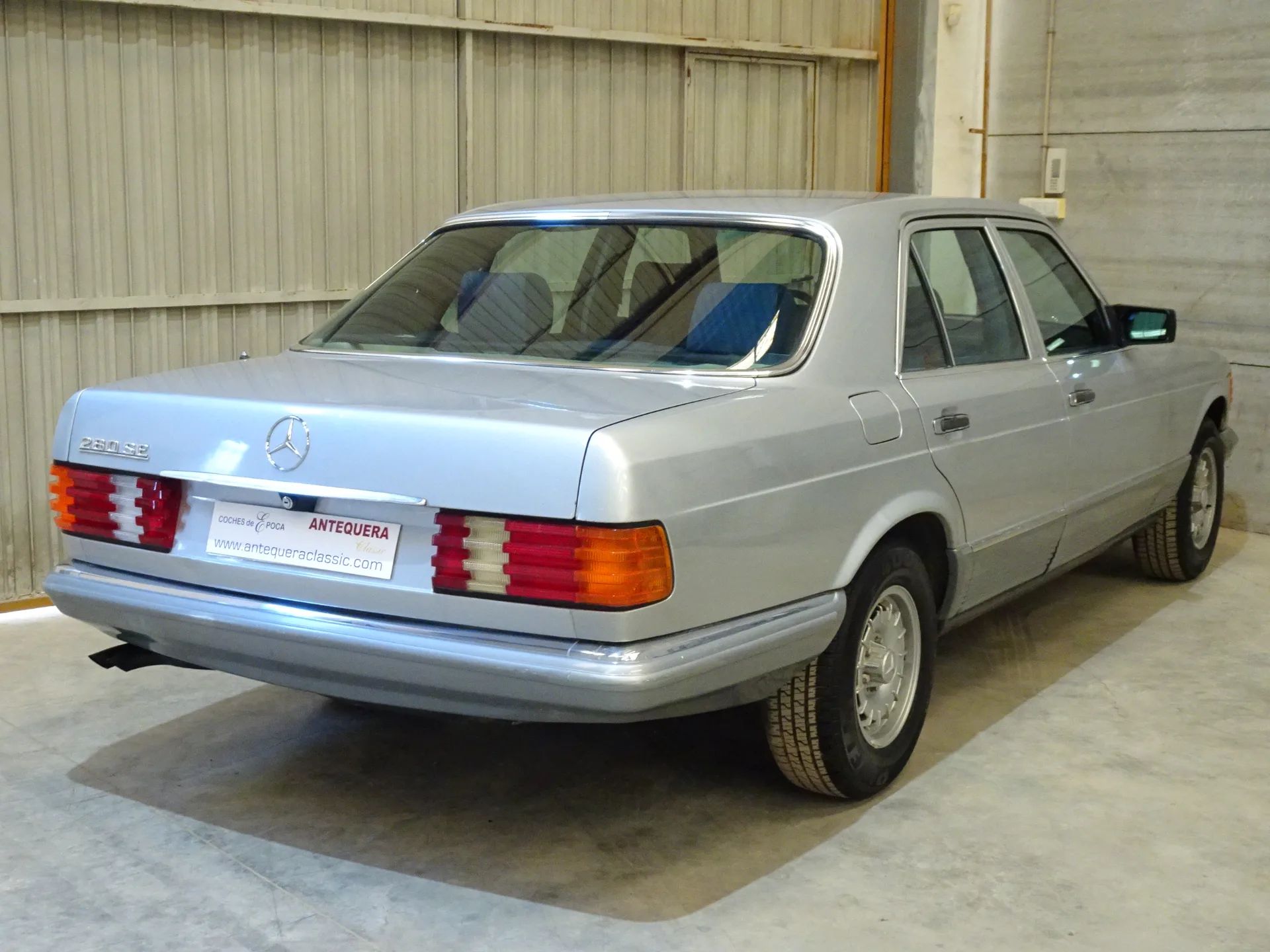 Mercedes-Benz 280 SE W126 4