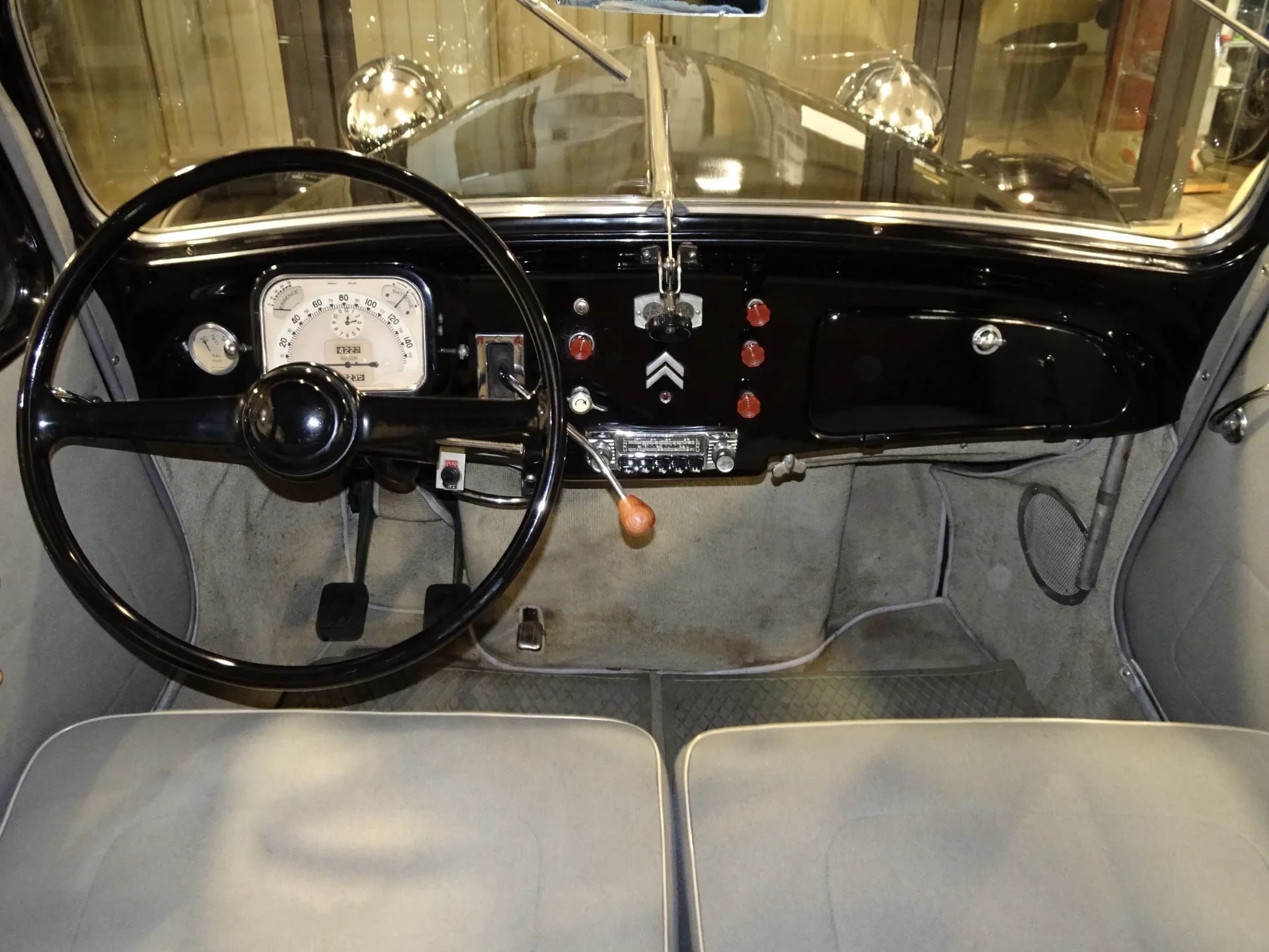 Citroën 15 SIX D MALLE RAOUL TRACTION AVANT 7