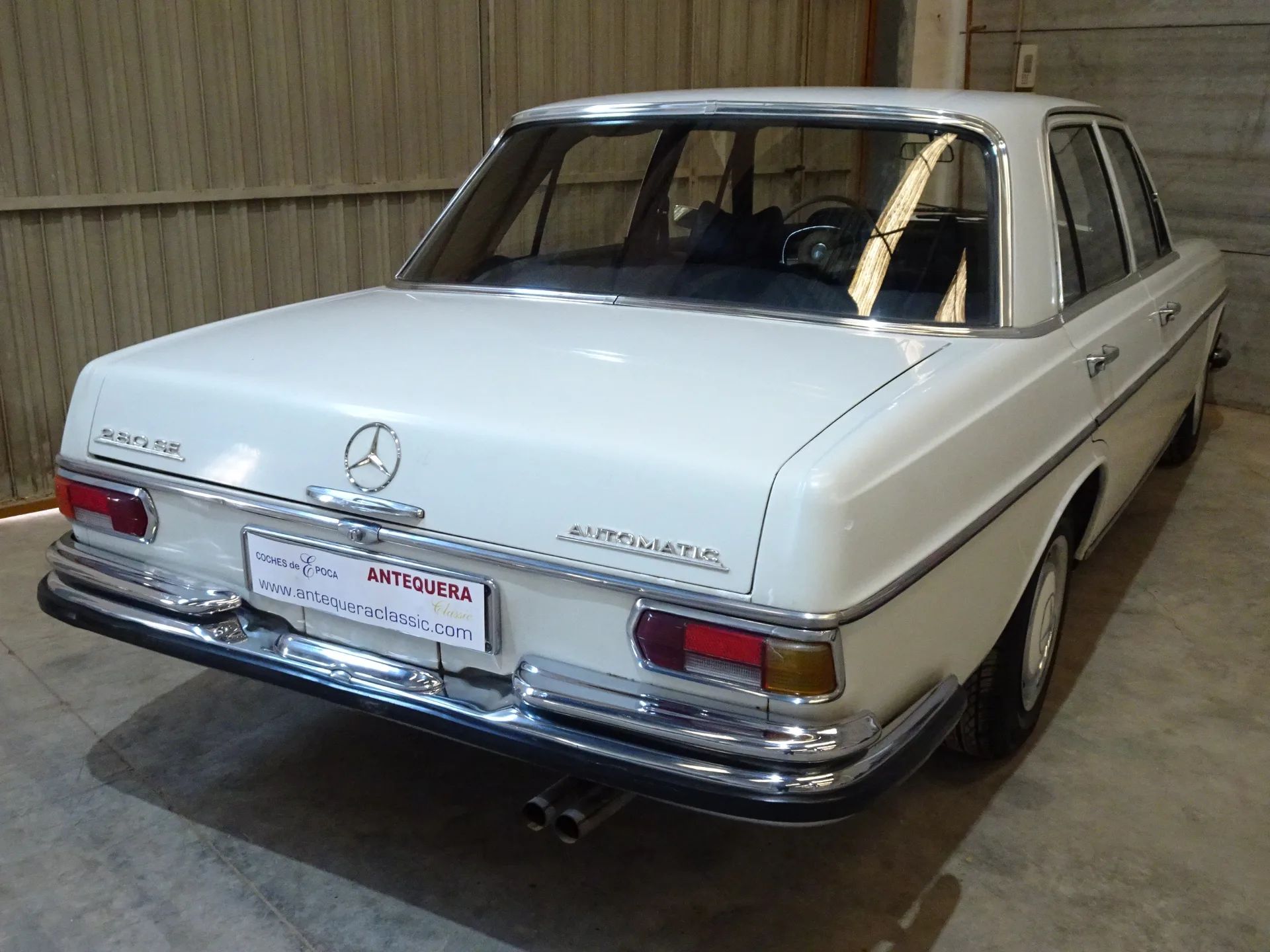 Mercedes-Benz 280 SE/8 W108 4
