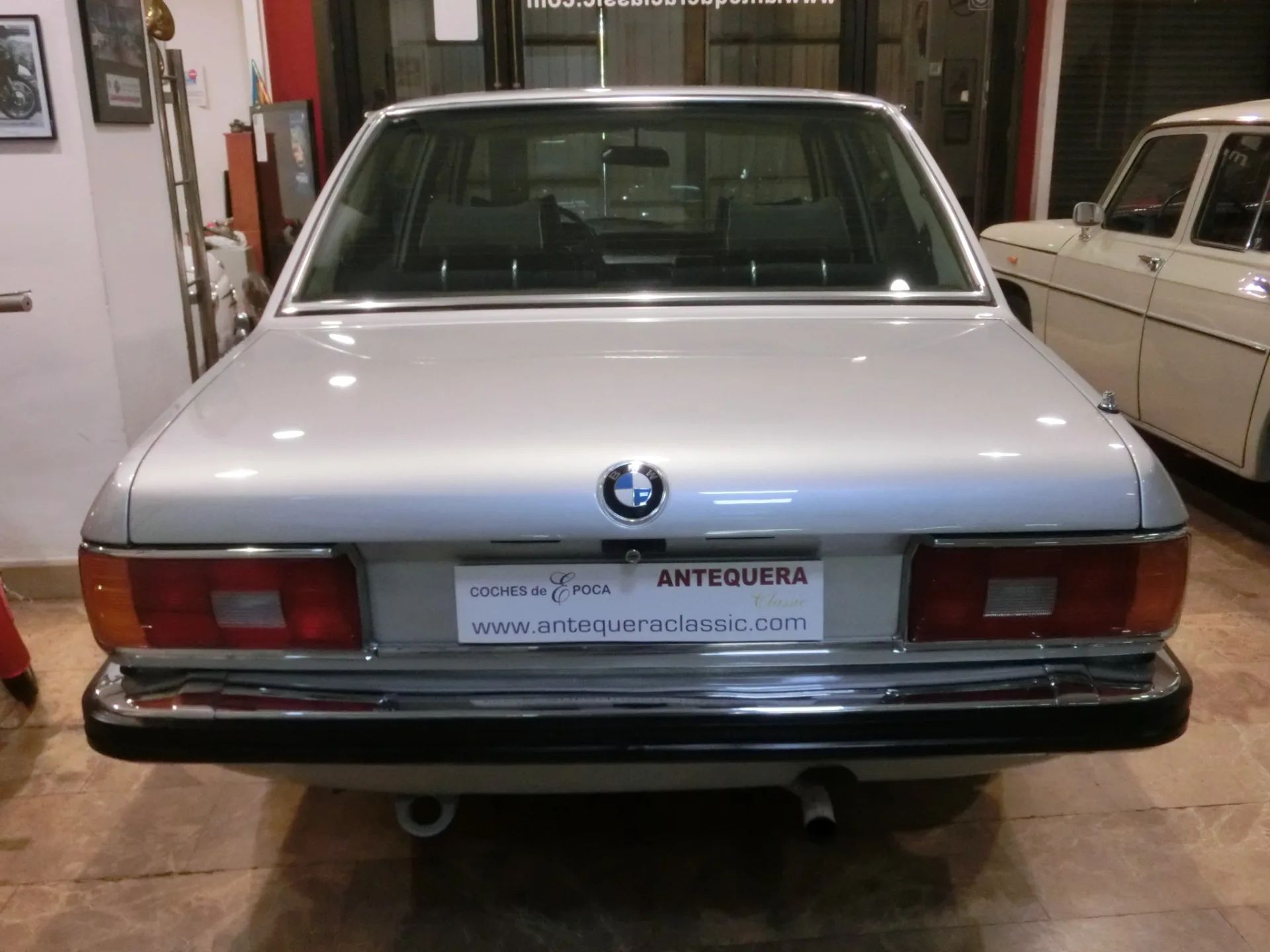 BMW 518 SEDAN E12 SERIES 5 5