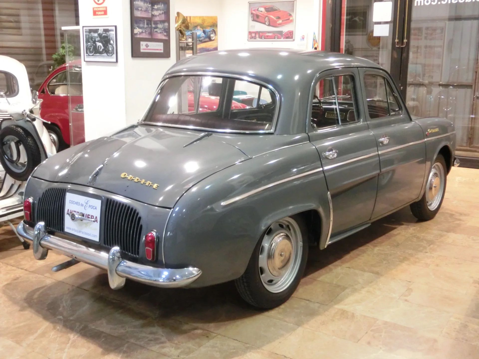 Renault ONDINE DAUPHINE EXPORT 6