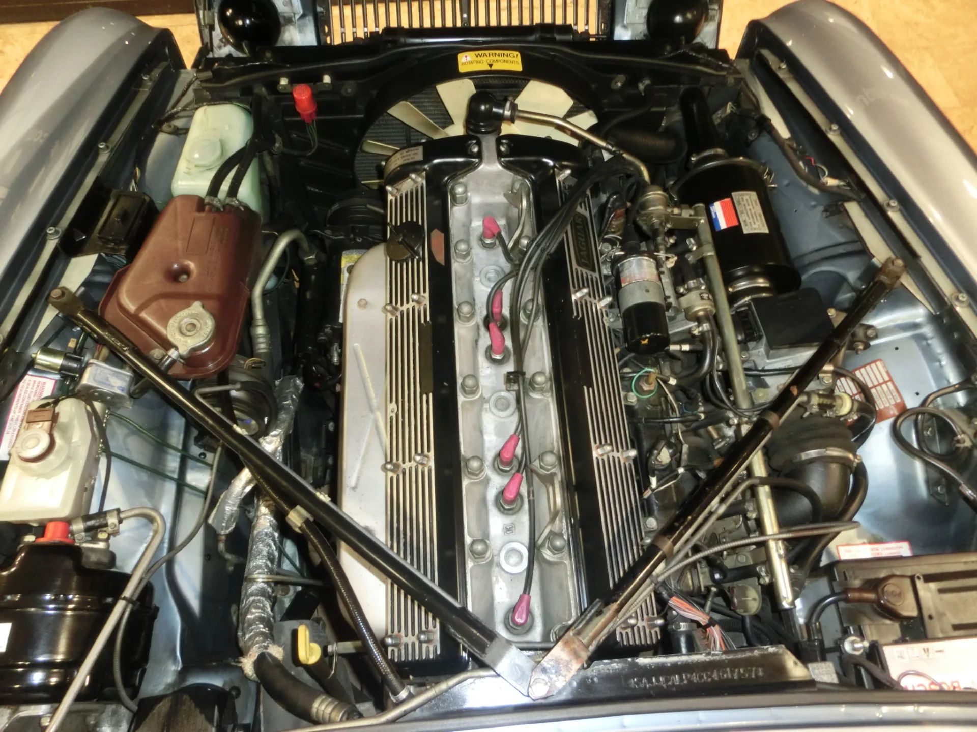 Jaguar XJ SOVEREIGN 4.2 SERIES 3 12
