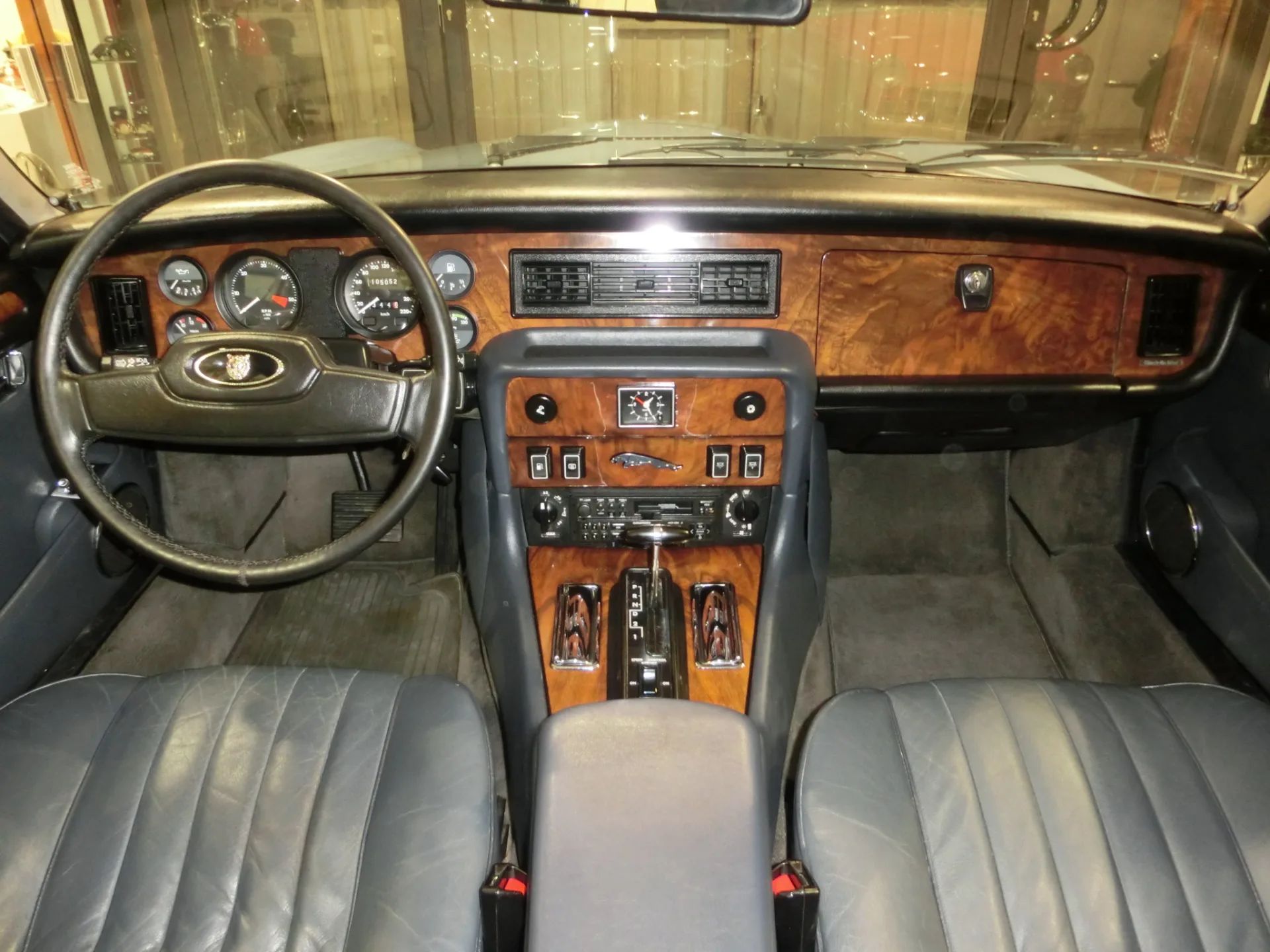 Jaguar XJ SOVEREIGN 4.2 SERIES 3 6